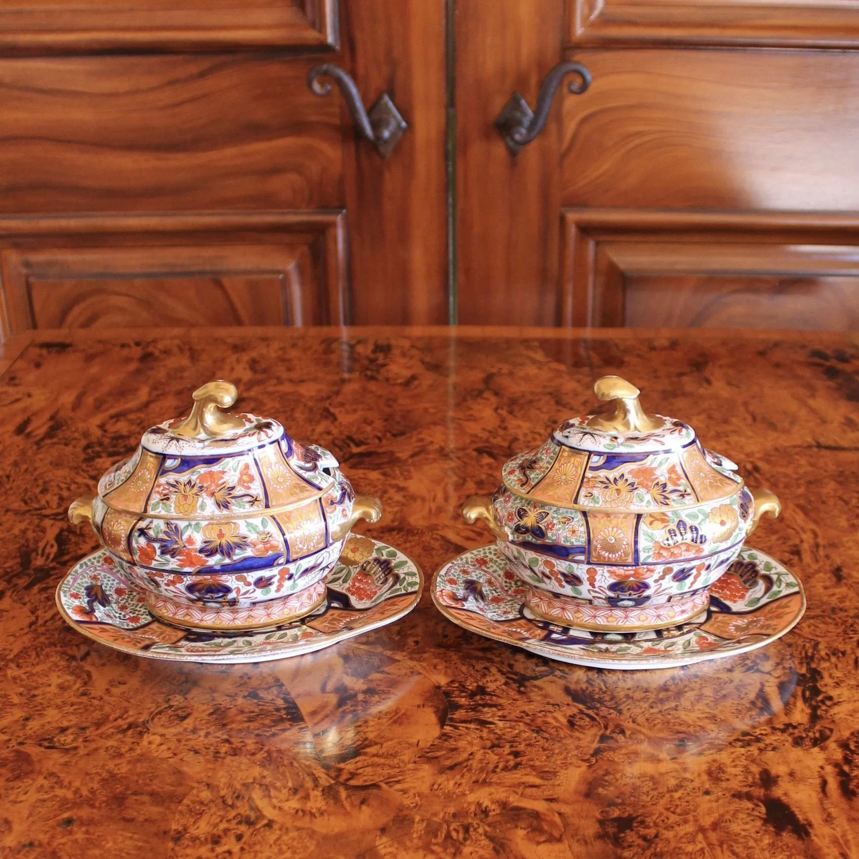 Pair of Exceptional Early English Gilt Imari Sauce Tureens