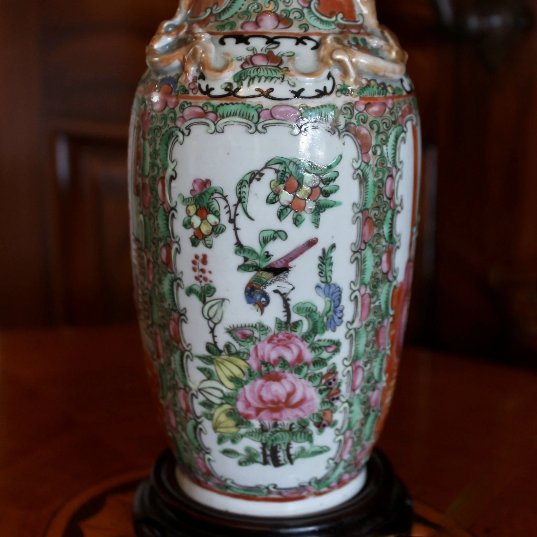 antique Rose Medallion Lamp