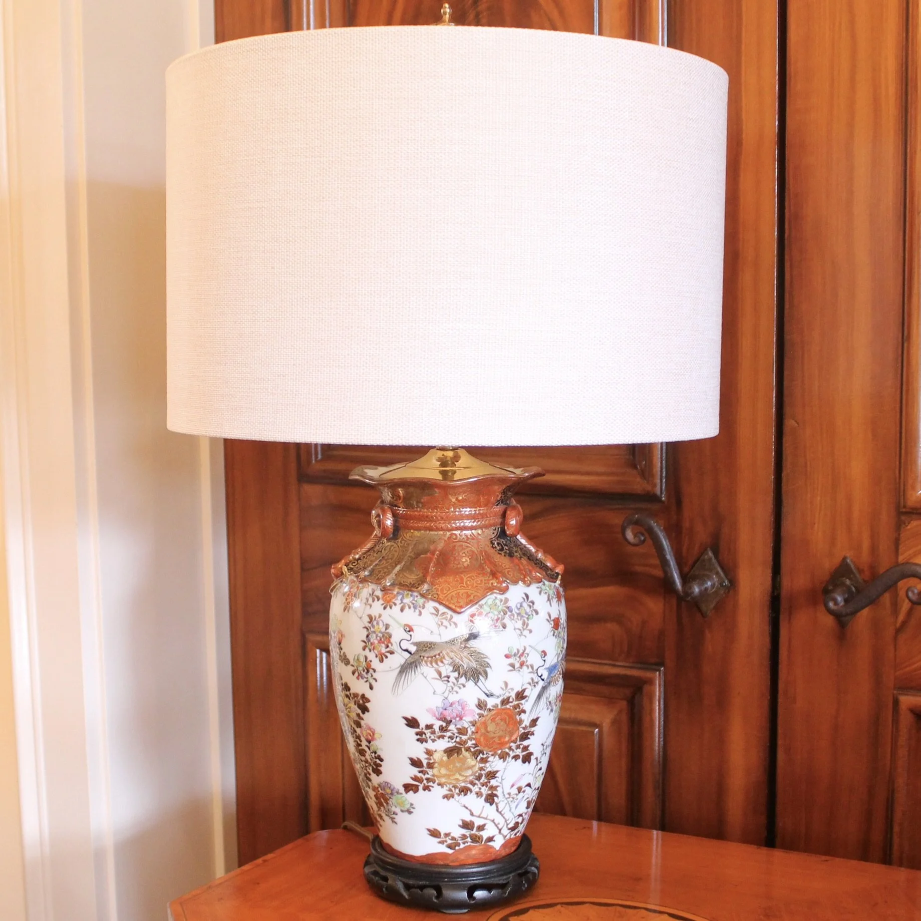 Japanese Kutani Porcelain Lamp