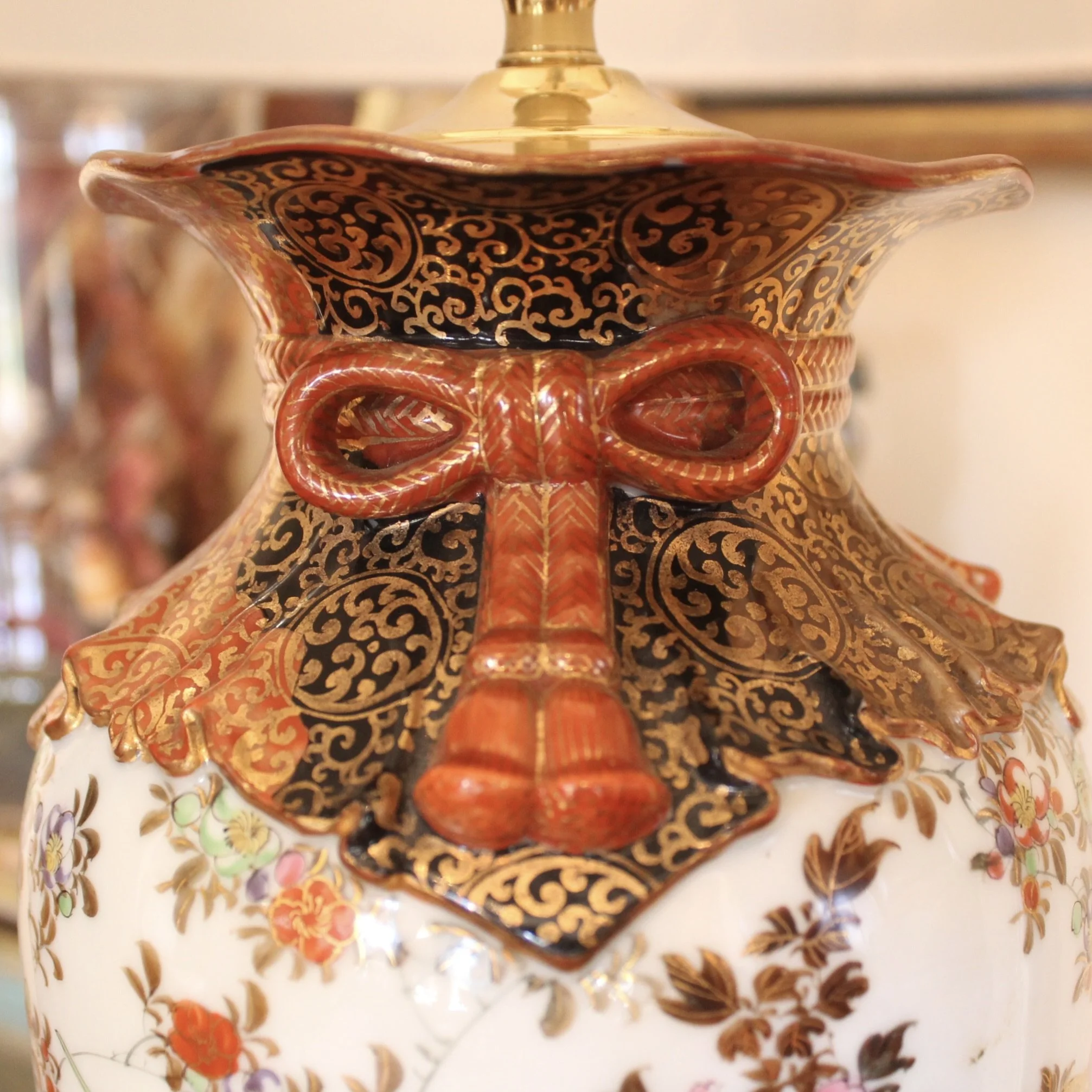 Japanese Kutani Porcelain Lamp
