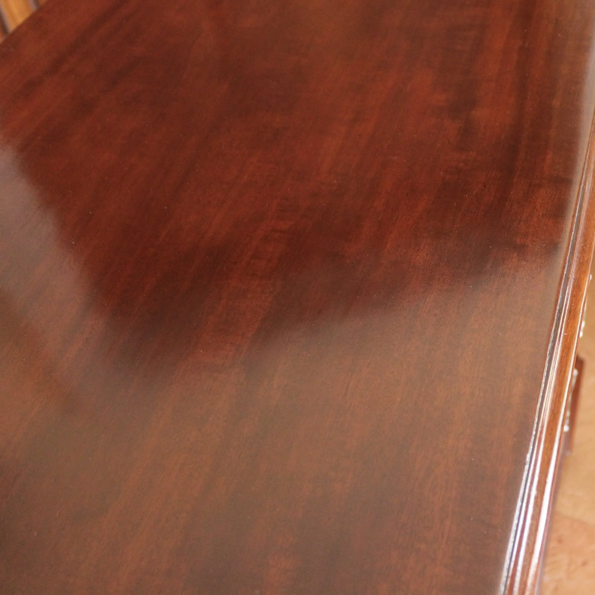 Philadelphia Chippendale Figured Mahogany Chest of Drawers