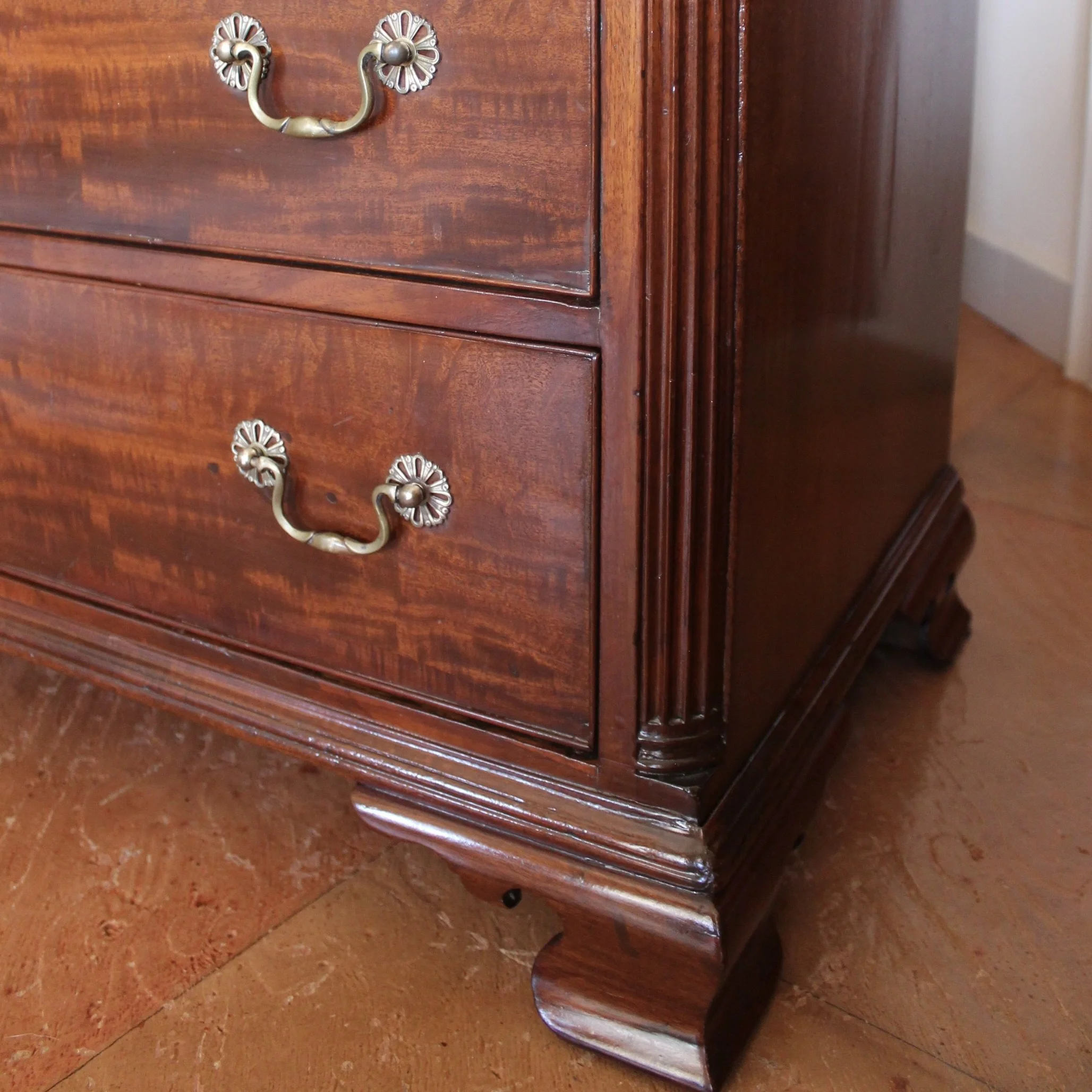 Philadelphia Chippendale Figured Mahogany Chest of Drawers