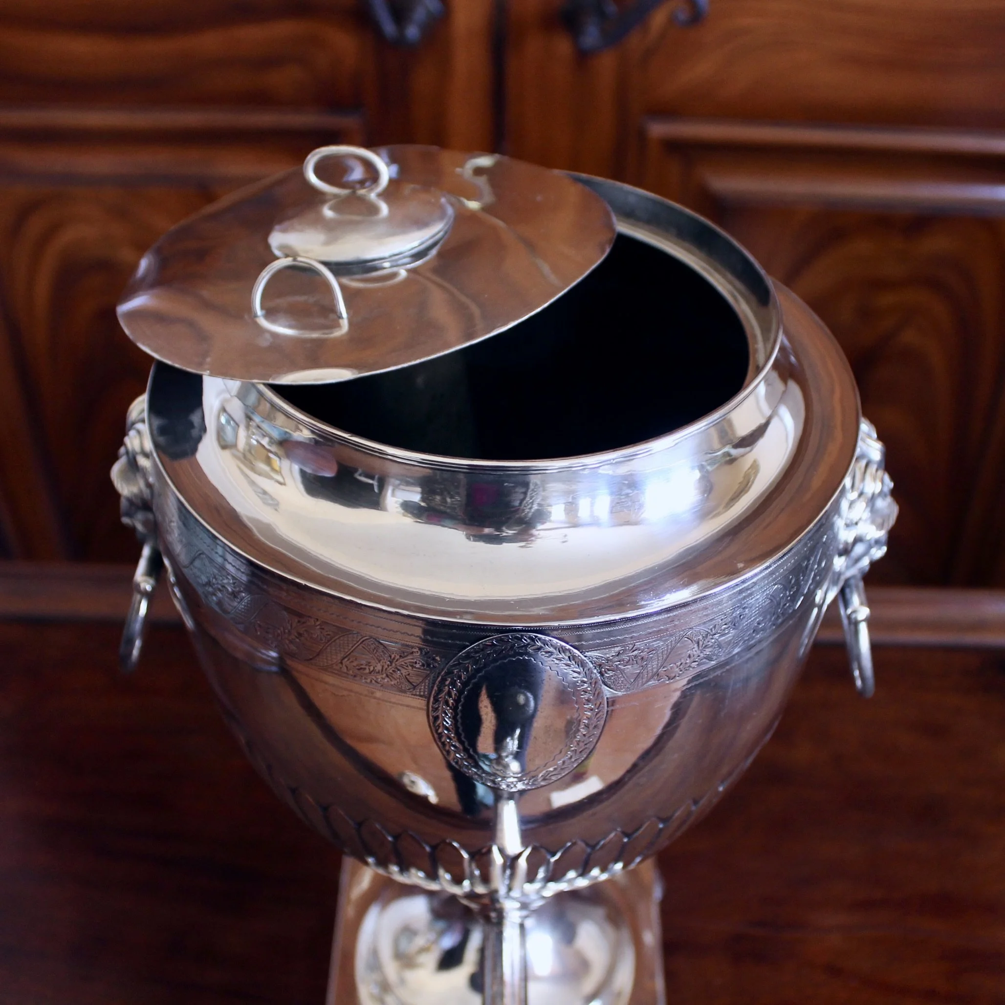 English Neoclassical Hot Water Urn, Silver