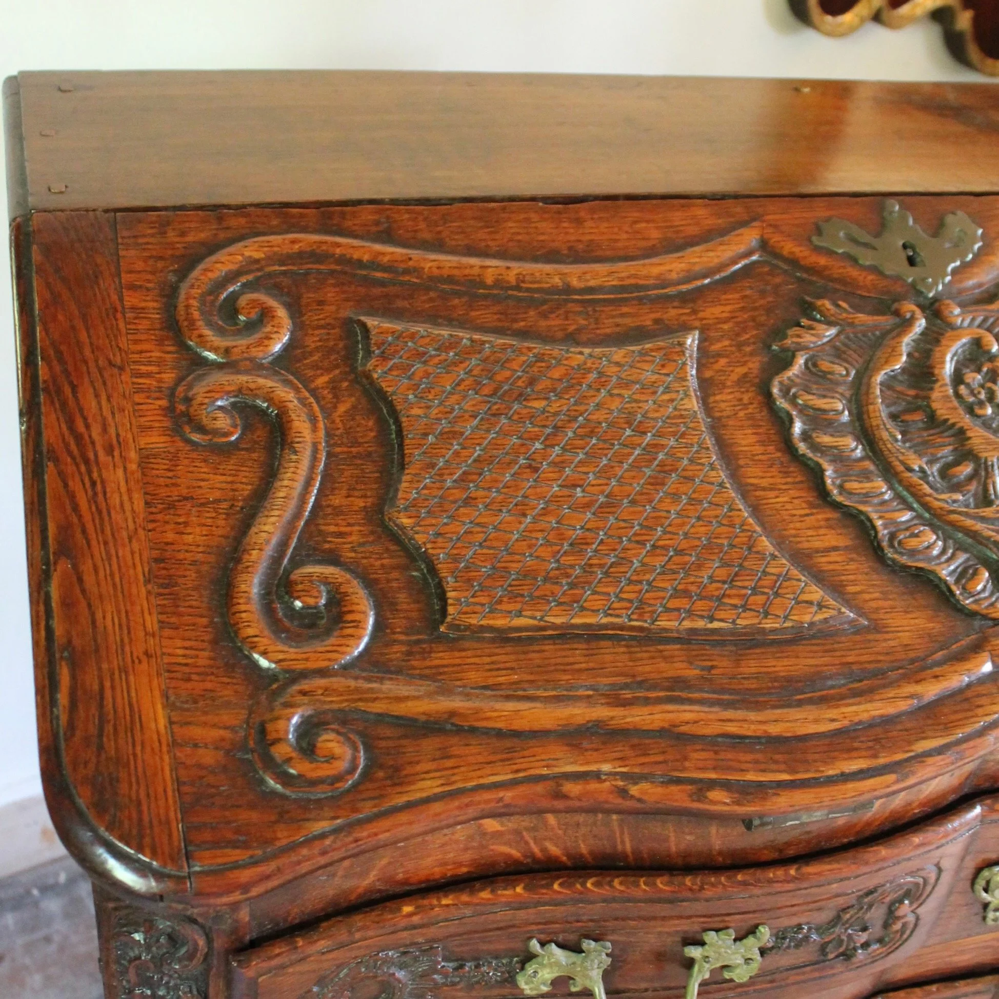 continental-rococo-carved-slant-front-desk-top-commode (5)