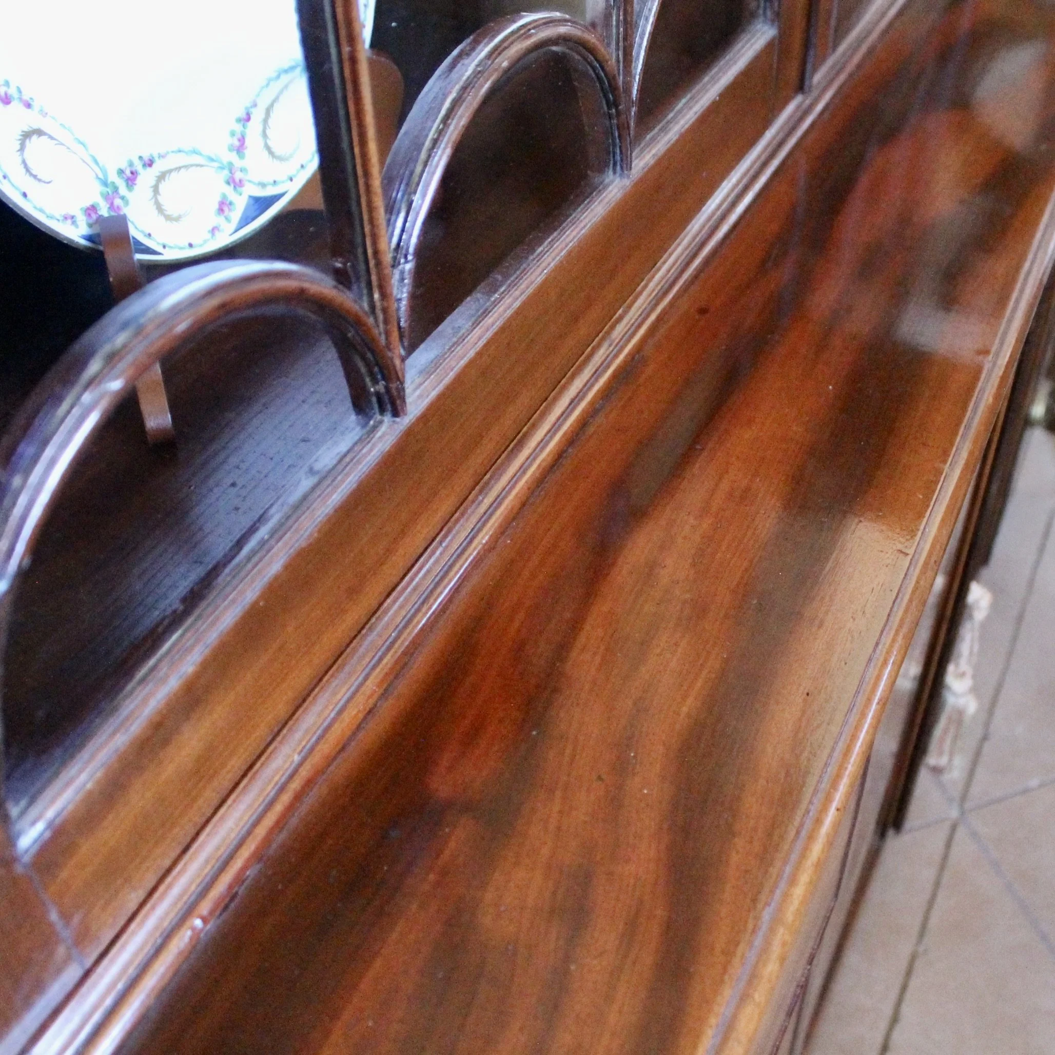 Georgian English Mahogany Glass Front Bookcase