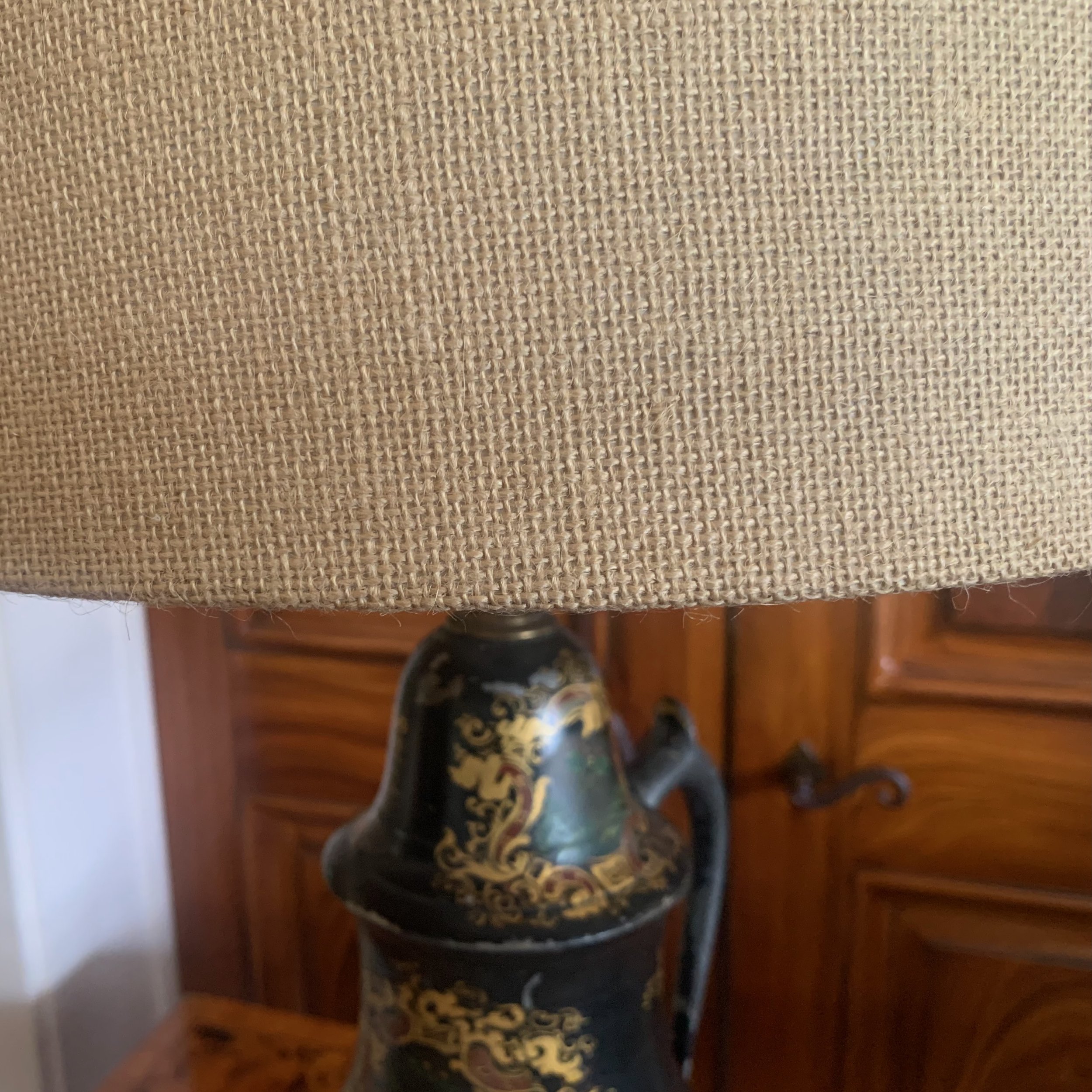 Painted-and-Gilded-Continental-Samovar-Adapted-into-a-Lamp (16).jpeg