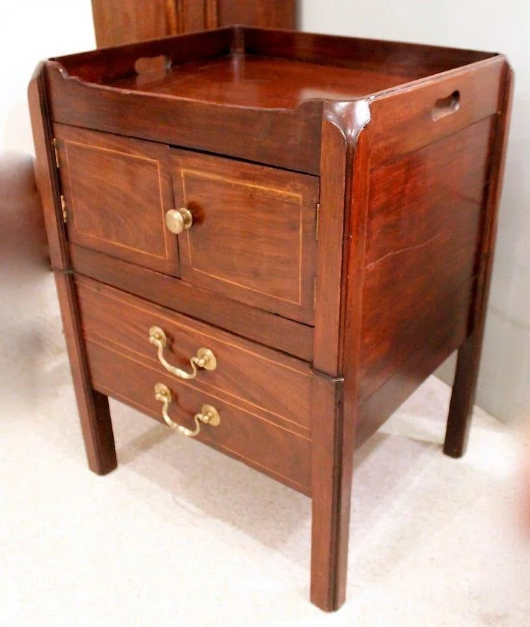 Georgian-Pot-Cupboard-Side-Table-Cabinet