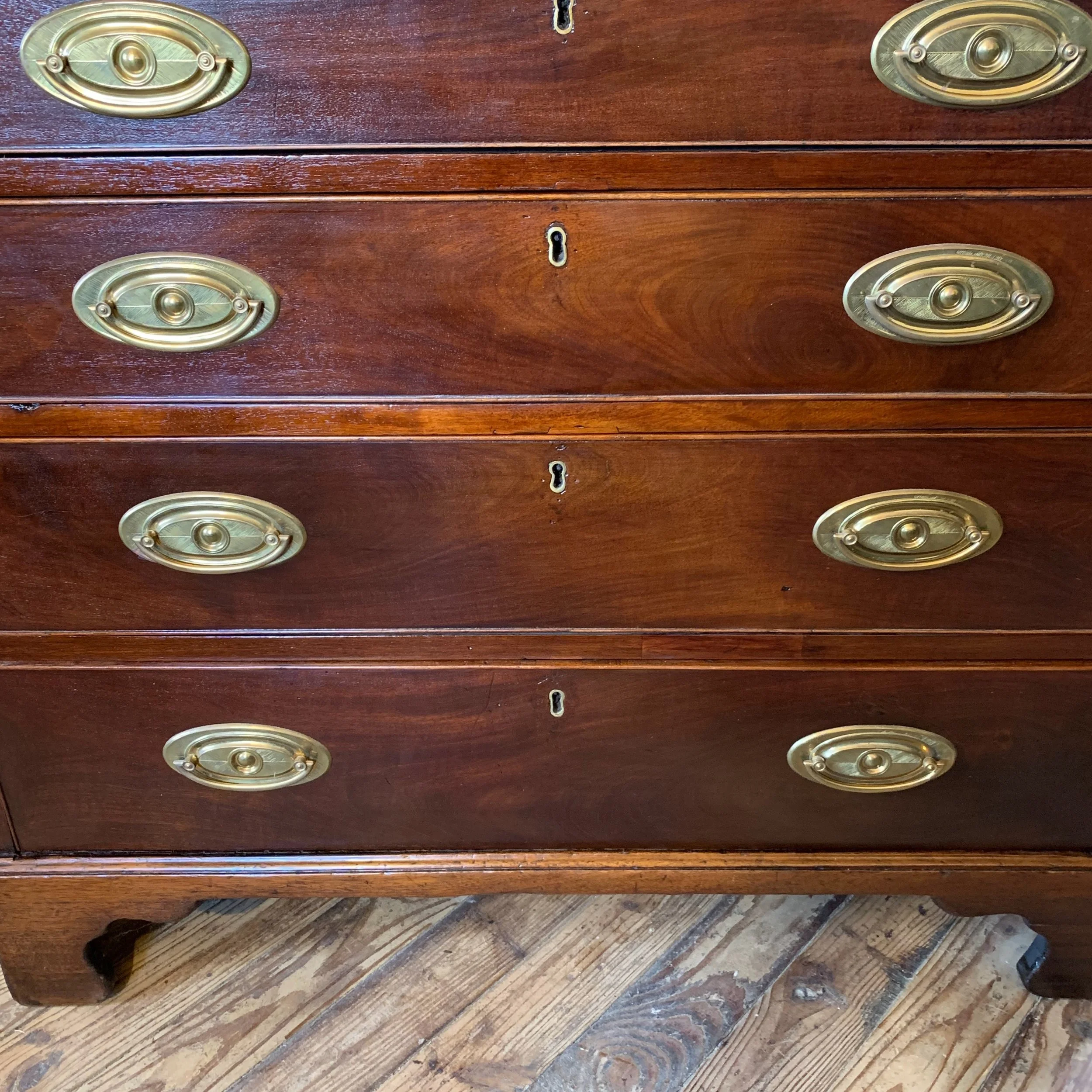 Unusually-Small-antique-Georgian-Mahogany-Chest-of-Drawers (4)-front