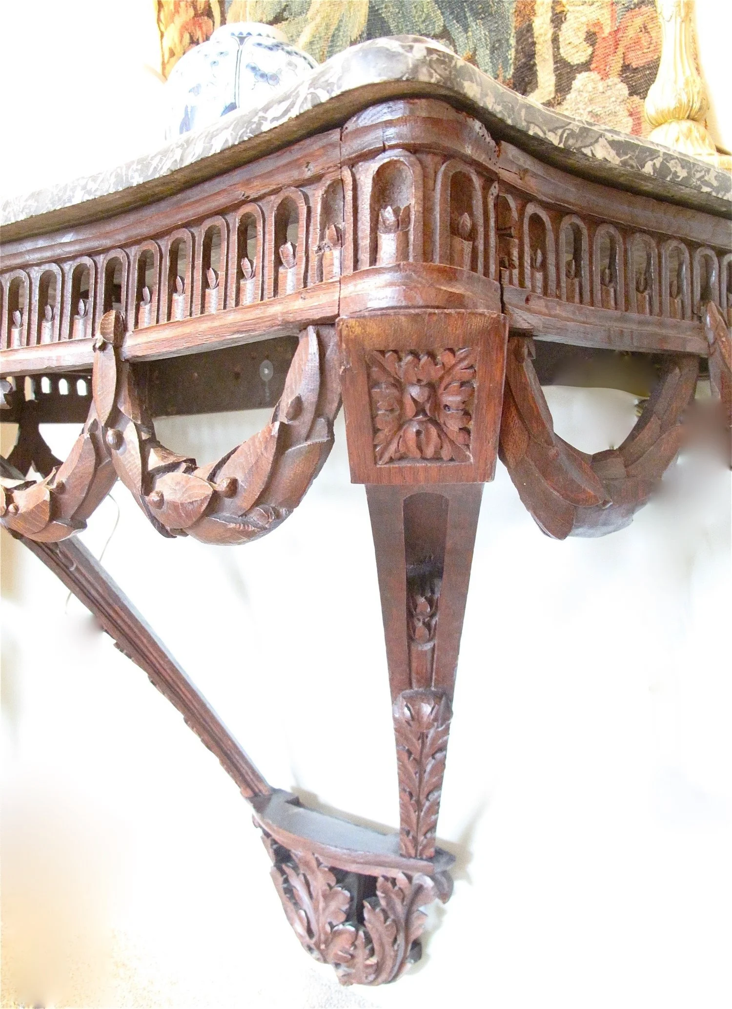Louis-XVI-Period-Marble-Topped-French-Neoclassical-Console-Table-18th-Century (5)-George-III-Georgian-Tilt-Top-TableGeorge-III-Georgian-Tilt-Top-Table