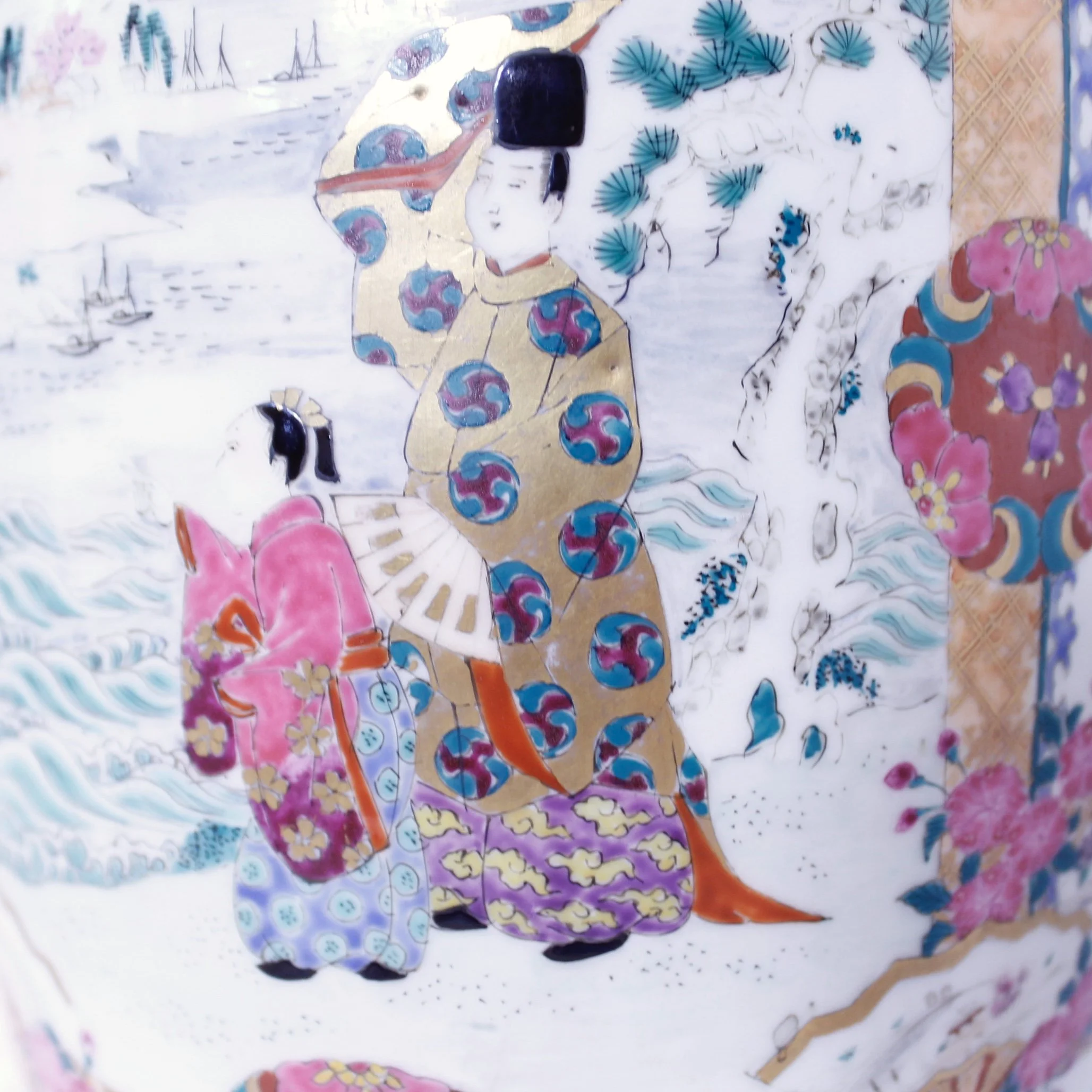 Kakiemon Famille Rose Porcelain Japanese Vase Lamp
