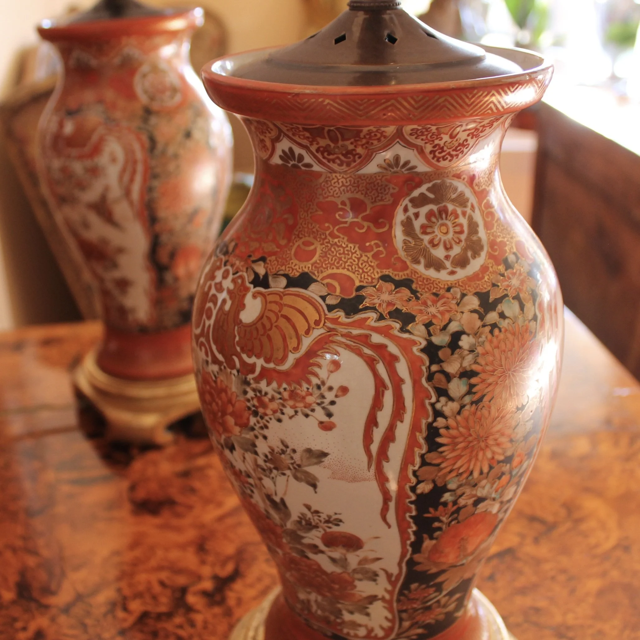 Pair Antique Japanese Kutani Porcelain Vase Lamps