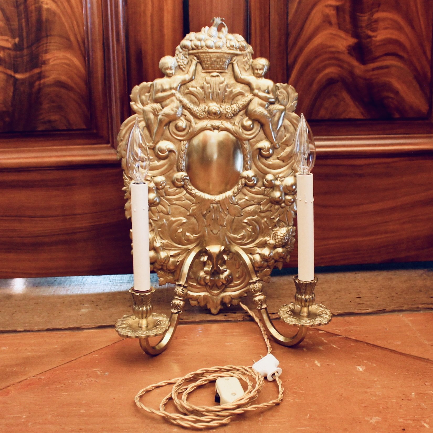 Continental Cast Brass Baroque Cartouche Sconce