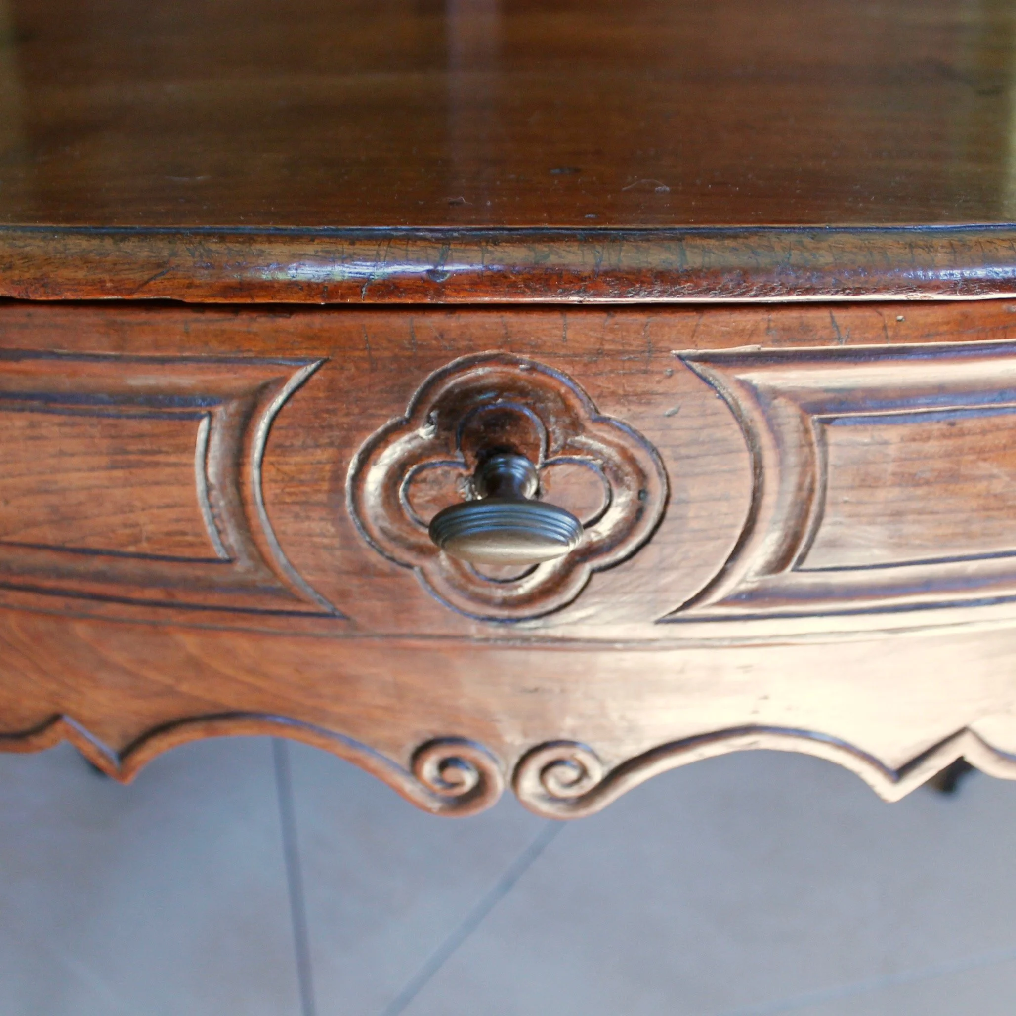 French-Provincial-Louis-XV-Period-Carved-Walnut-Writing-Table-Side-Table-front-detail