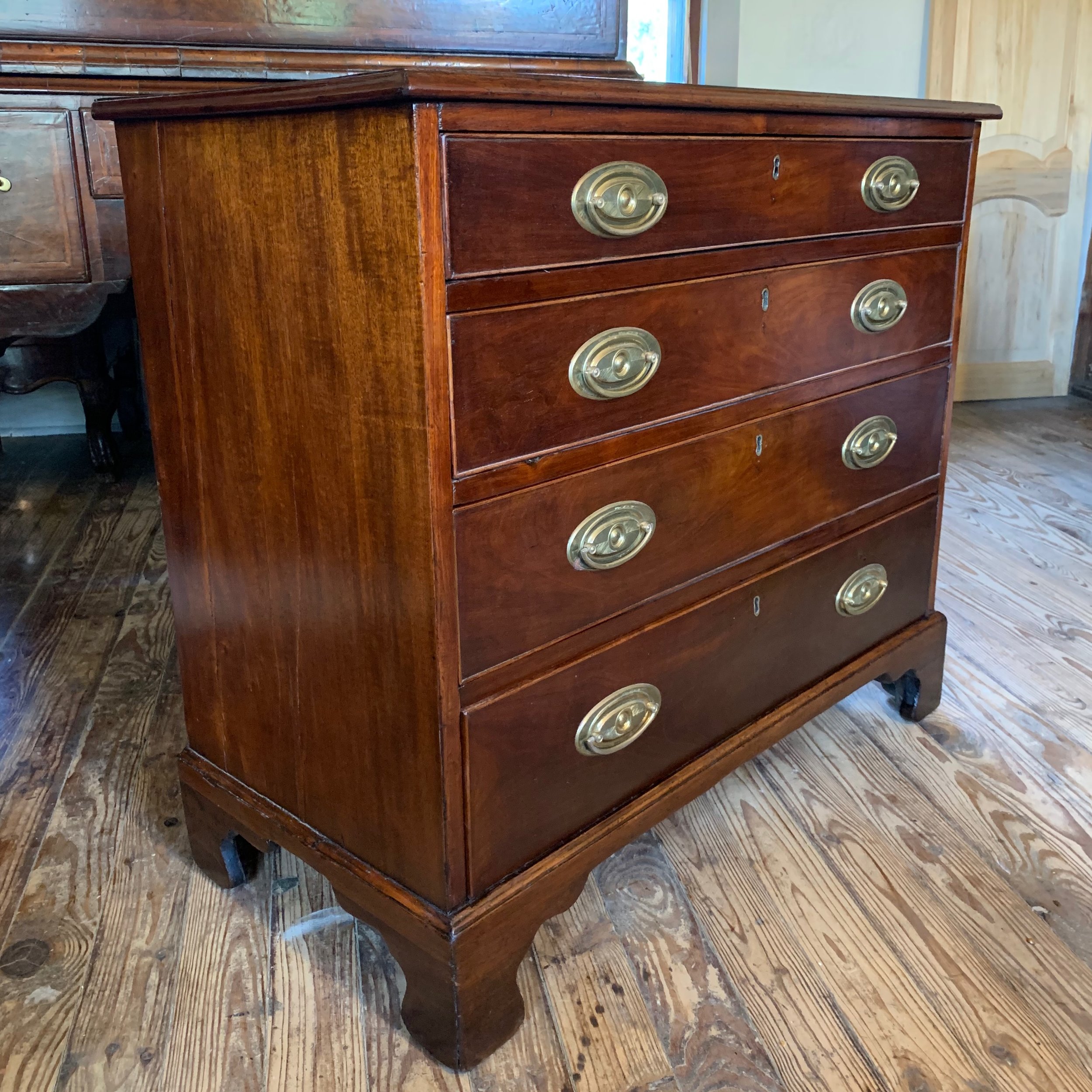 Unusually-Small-antique-Georgian-Mahogany-Chest-of-Drawers (11)