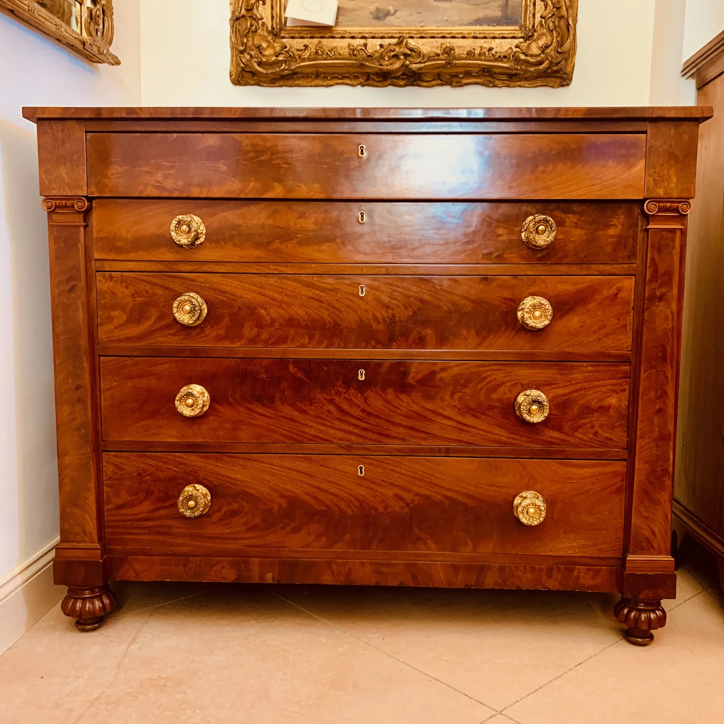 American-Classical-Large-Chest-of-Drawers-19th-century (1)