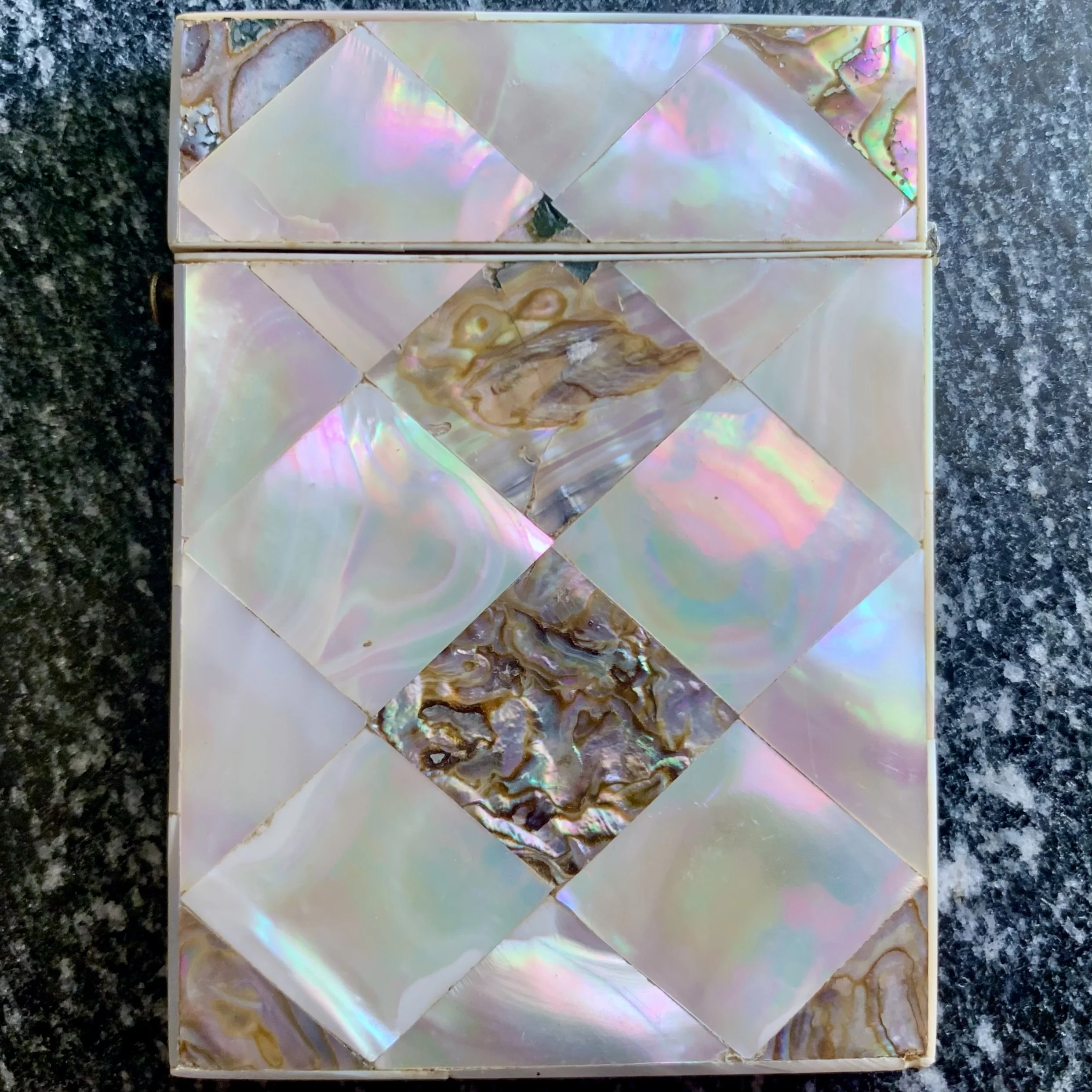 Mother of Pearl and Abalone Diamond Pattern Marquetry Card Case
