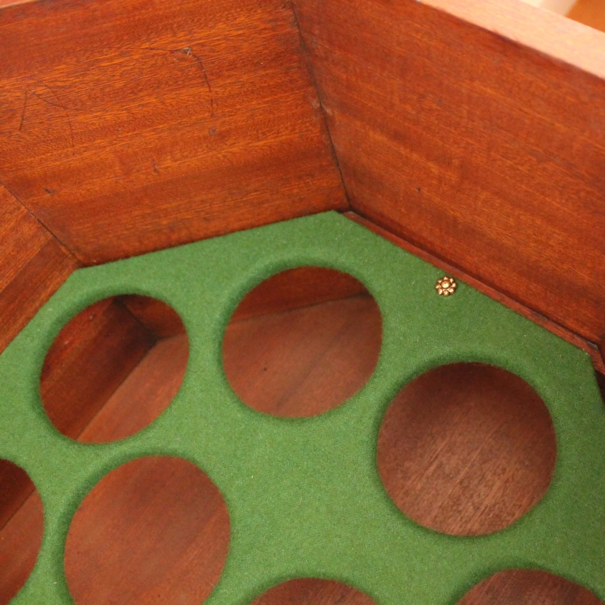 Georgian-George-III-satinwood-cellarette-wine-cooler (13)