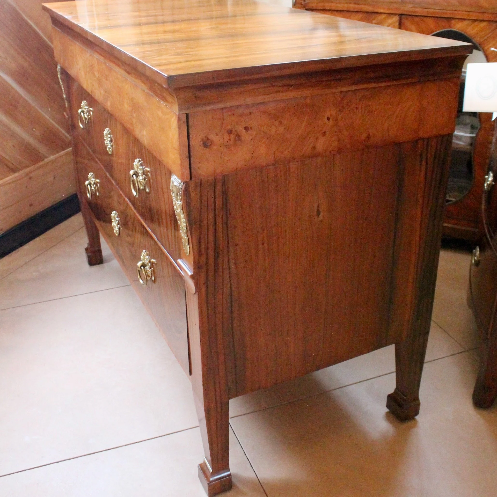 antique-Italian-Neoclassical-Commode-with-Fancy-Brass-hardware (6)-side