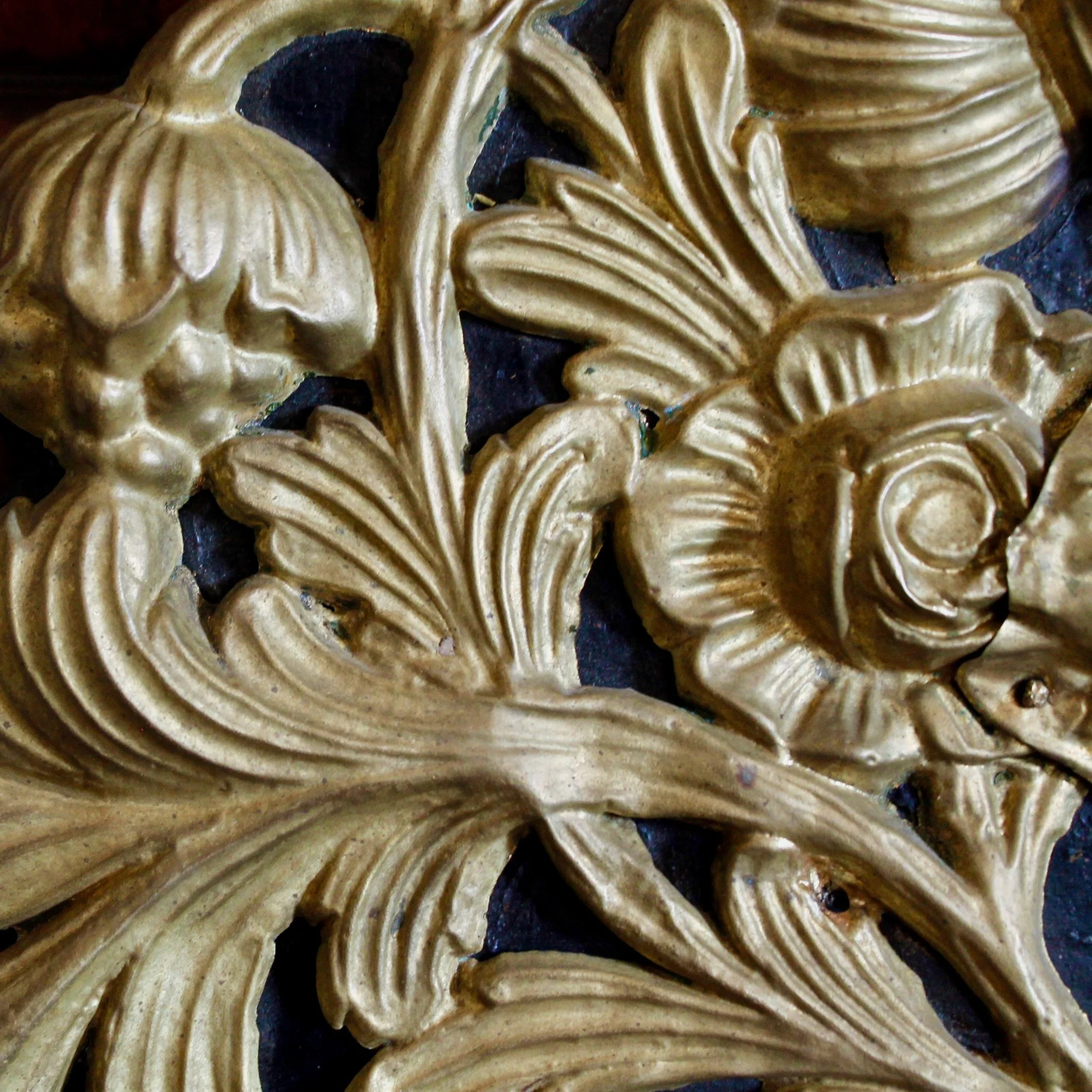 Dutch-Baroque-Style-Cushion-Mirror-With-Gilt-Brass-Repoussé -Mounts (3)-detail