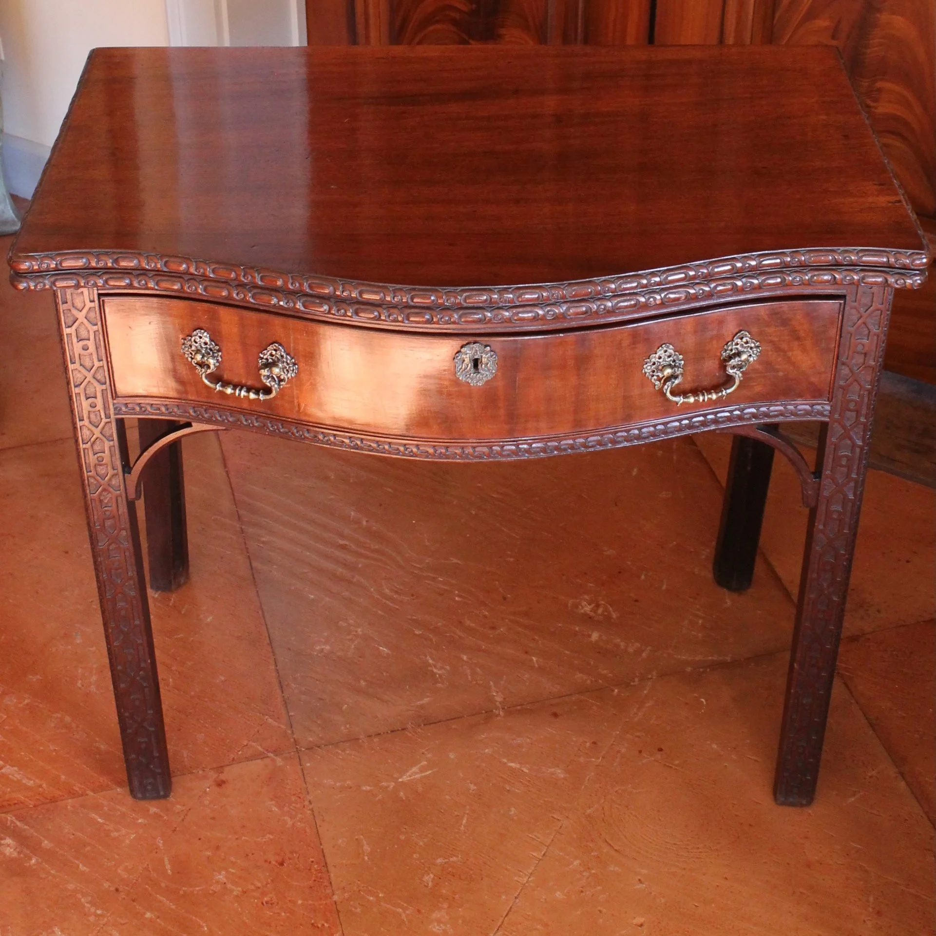 George-III-Georgian-Serpentine-Table-With-Chinese-Chippendale-Fret-Legs-18th-Century
