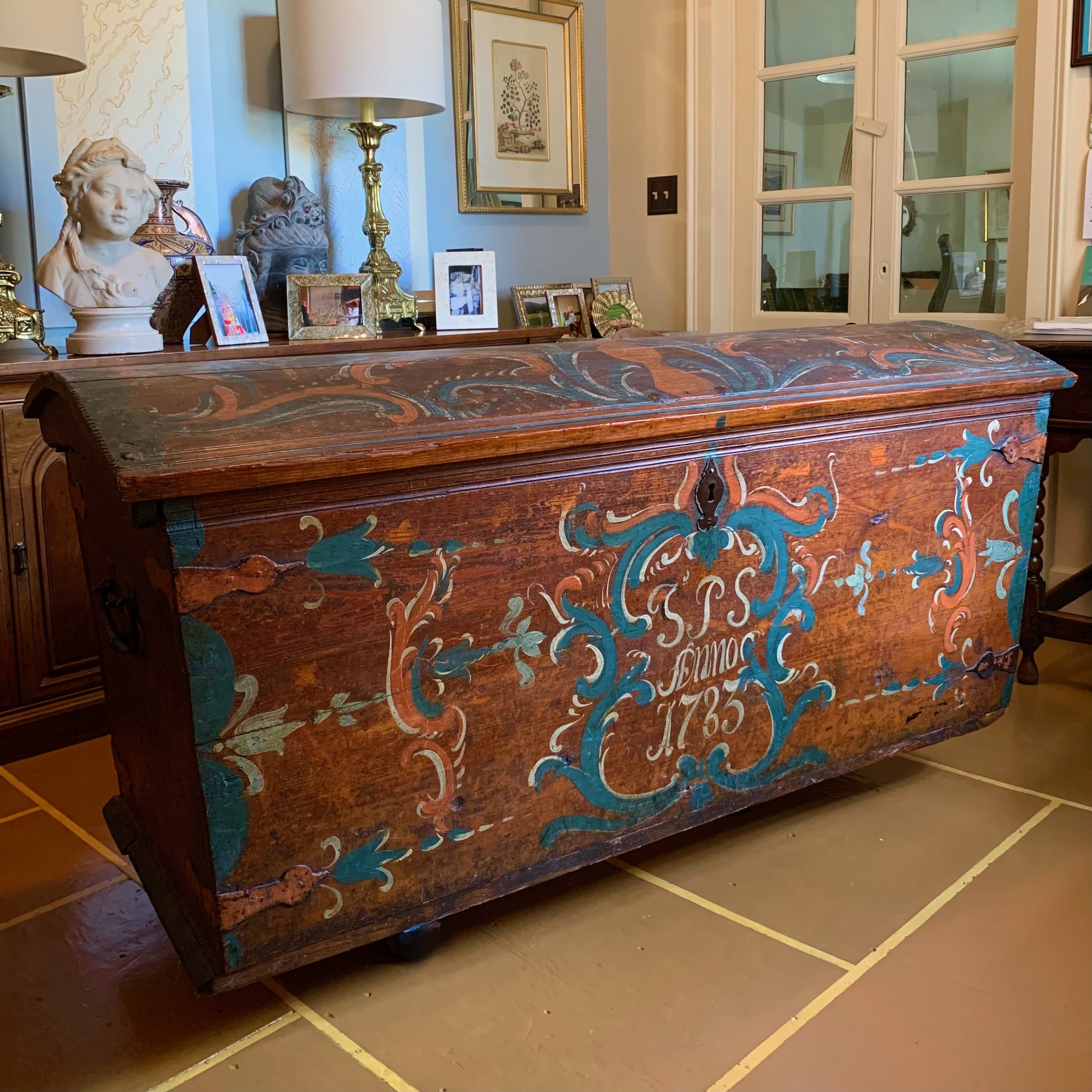 colorful-antique-swedish-painted-dowry-chestblanket-chest-18th-century (2)