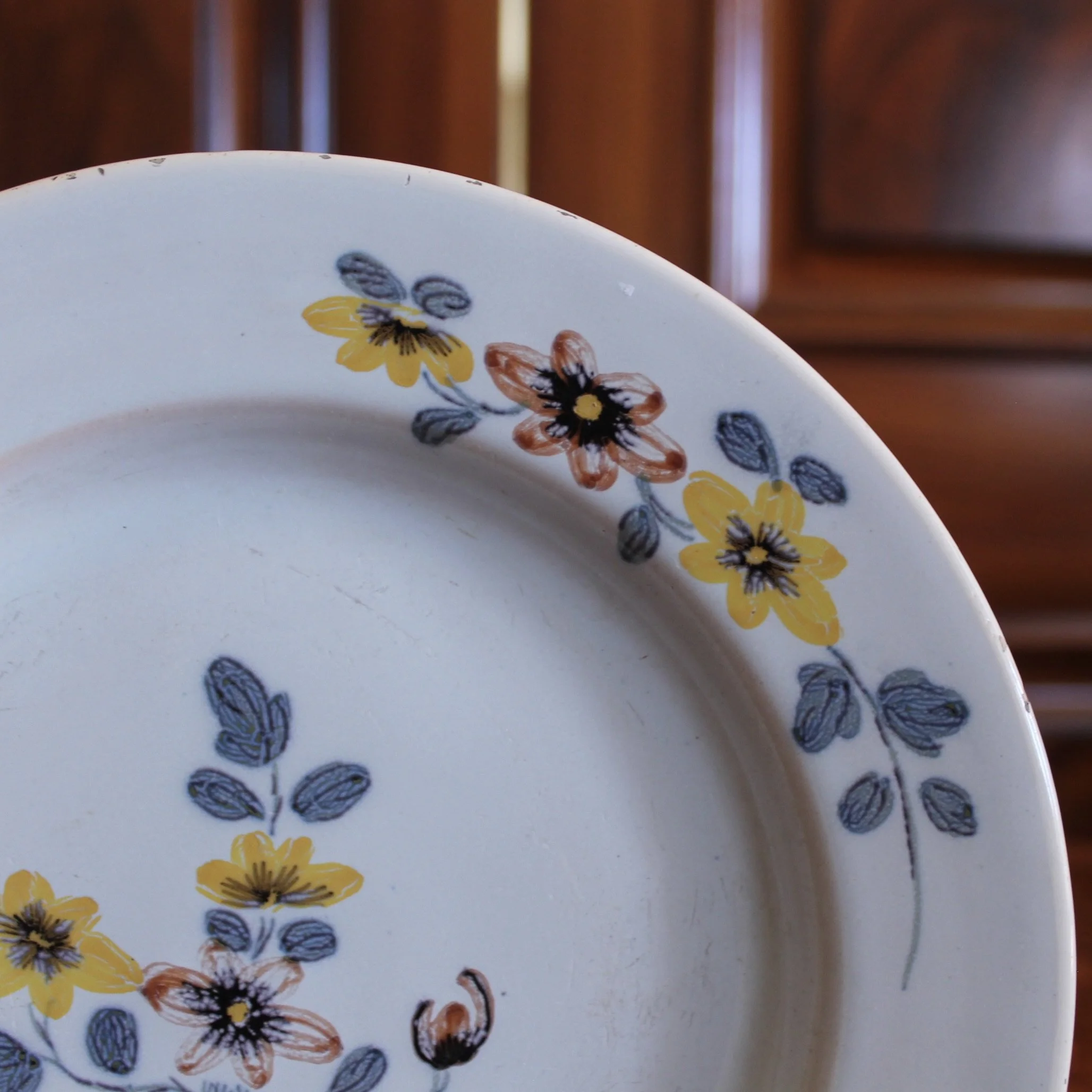 English Delftware Plate, Yellow and Lavender, 18th c.