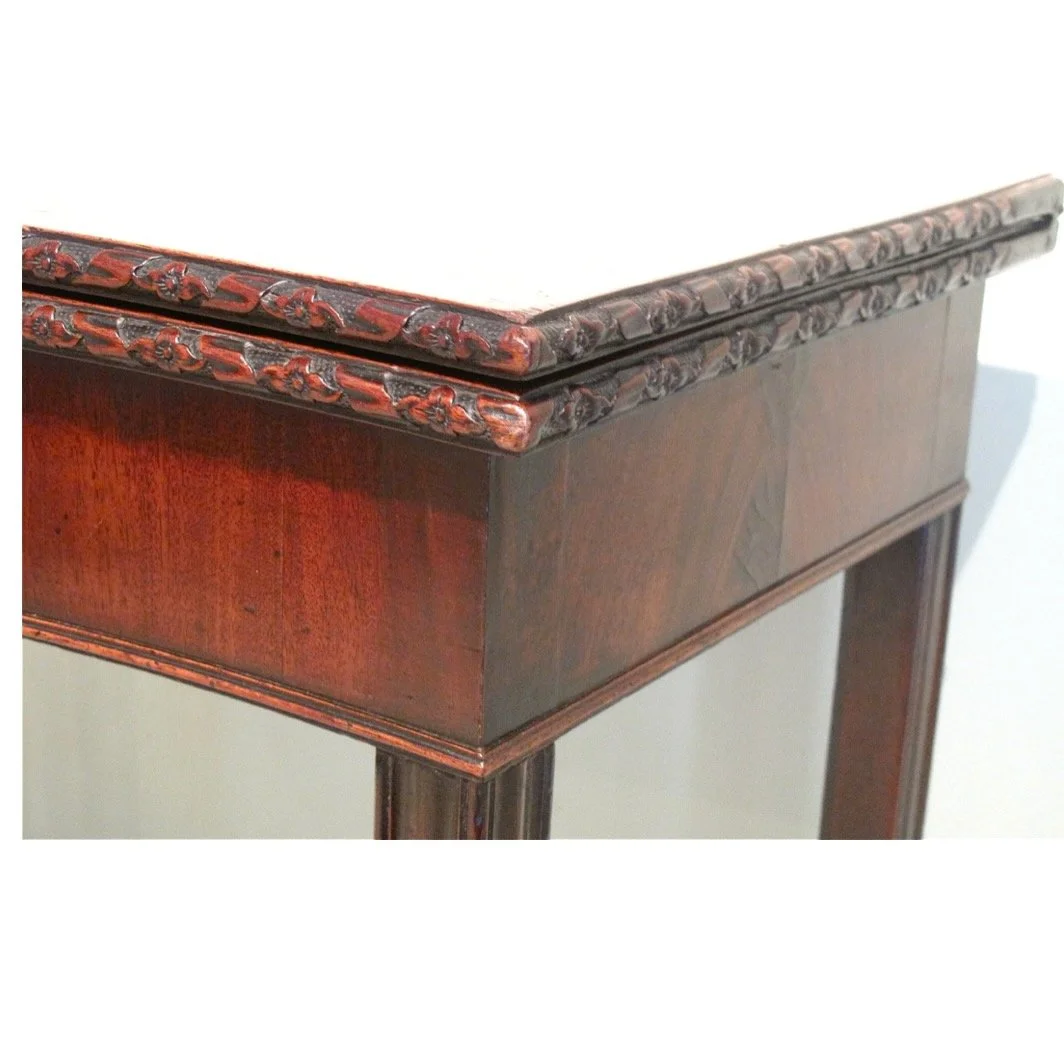 George-III-Mahogany-Serpentine-Front-Game-Table-18th-century (5)-detail