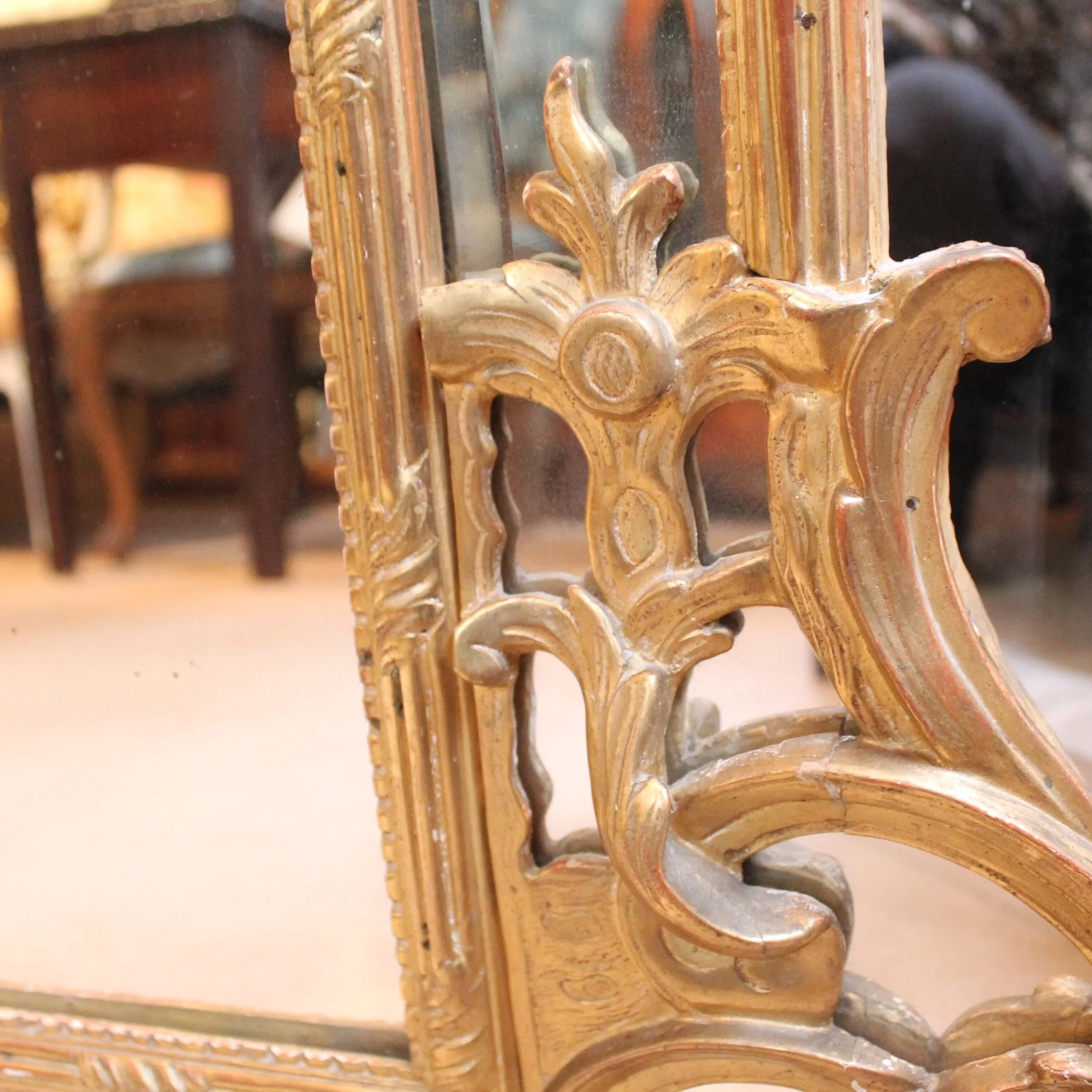 Continental-Giltwood-Louis-XV-Rococo-Overmantel-Or-Pier-Mirror (11)-detail