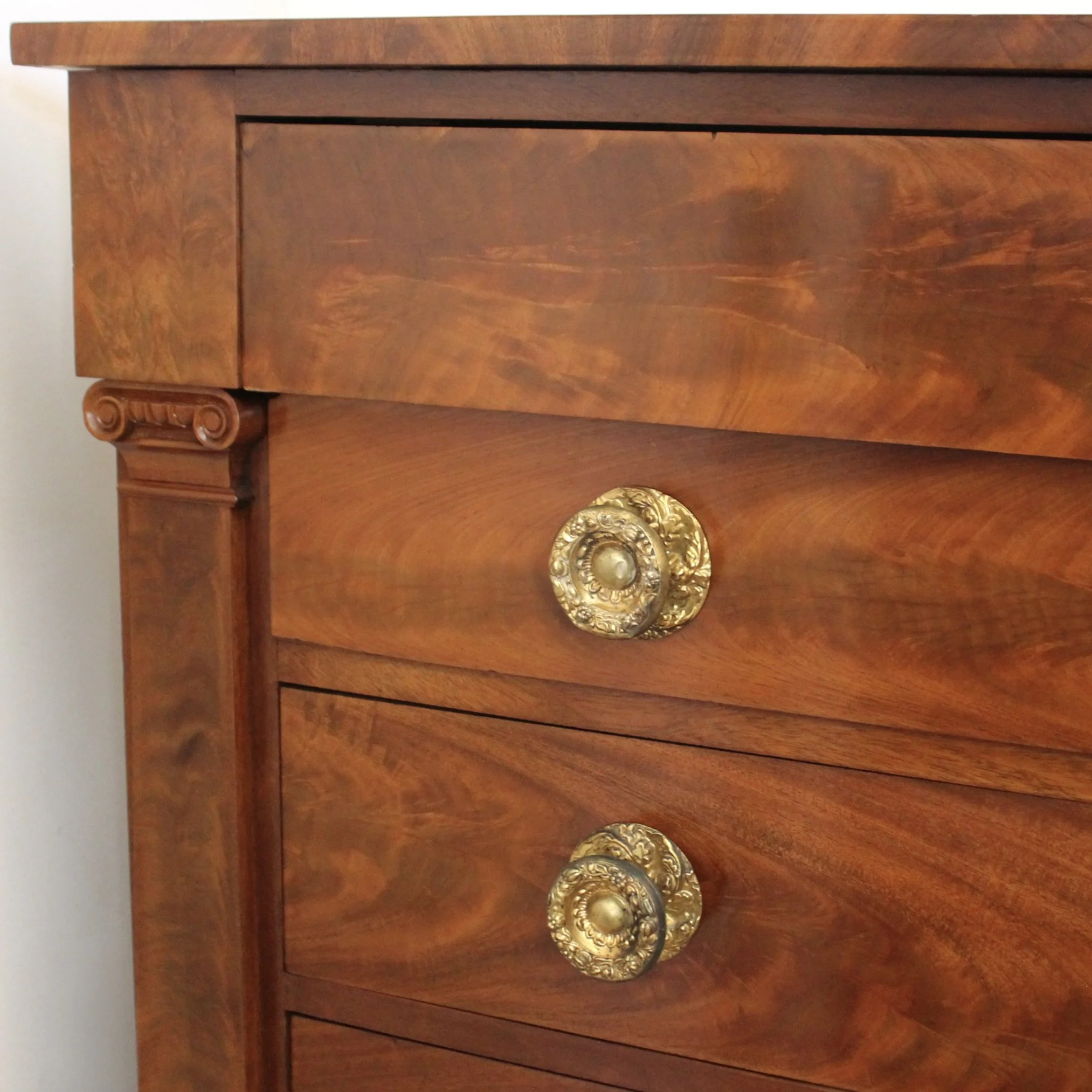Large American Classical Mahogany Chest of Drawers