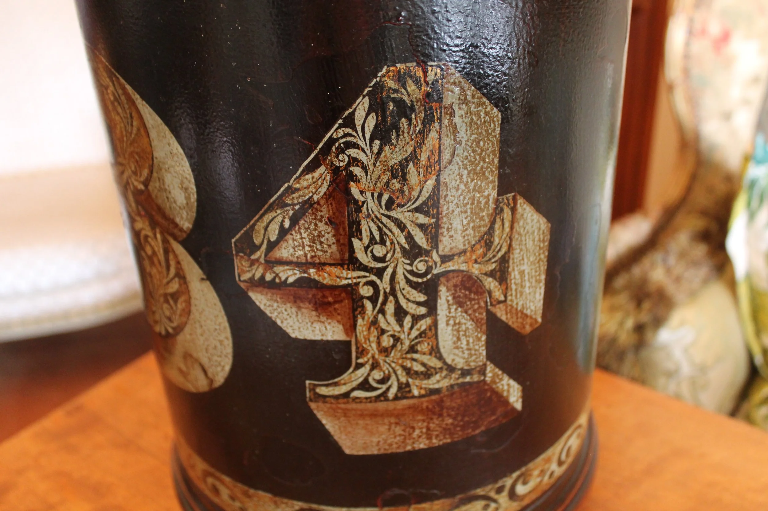 Painted Tôle Tea Canister Lamp