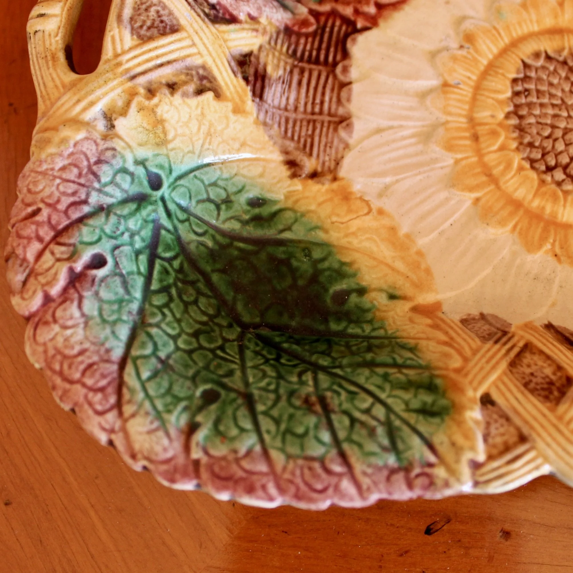 Sunflower Begonia Leaf Majolica