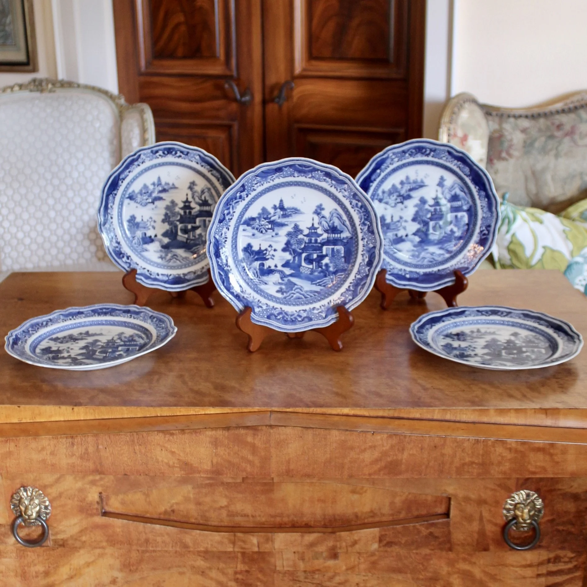 Chinese Export Porcelain Plates, Nanking Pattern
