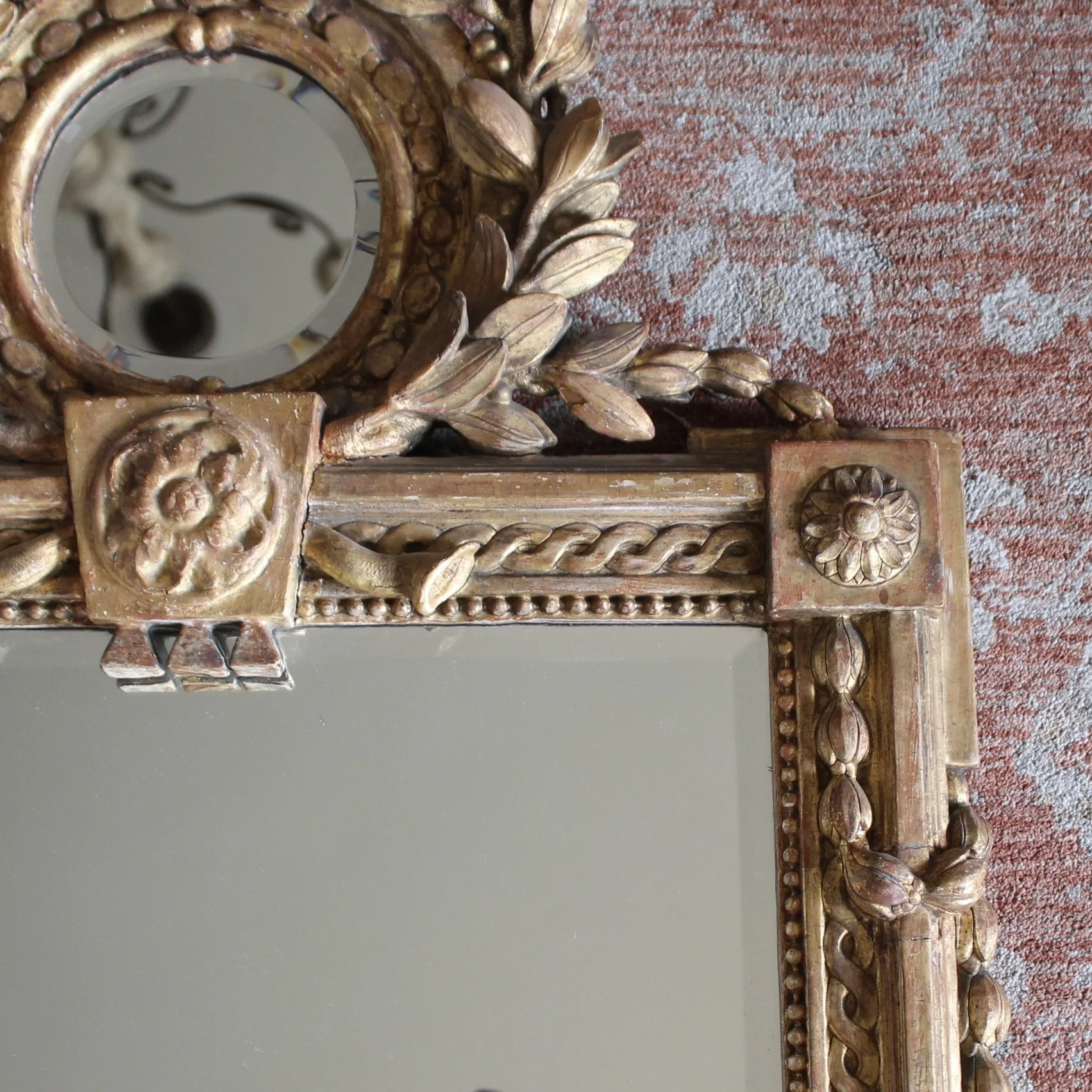 Italian Giltwood Neoclassical Mirror with Laurel Crest