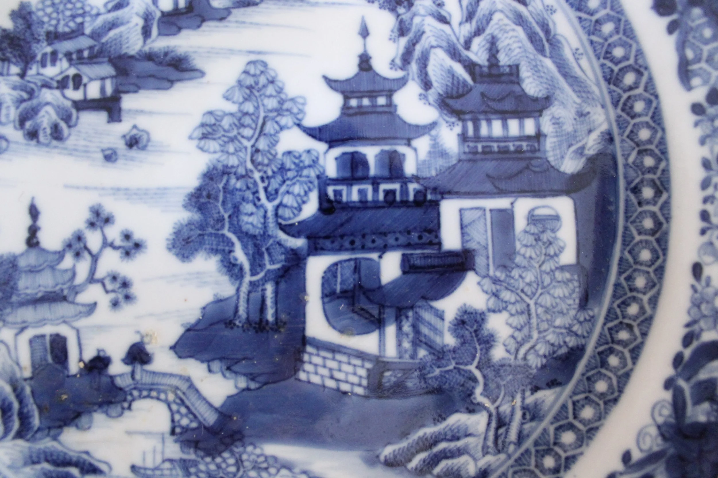 Chinese Export Porcelain Plates, Nanking Pattern