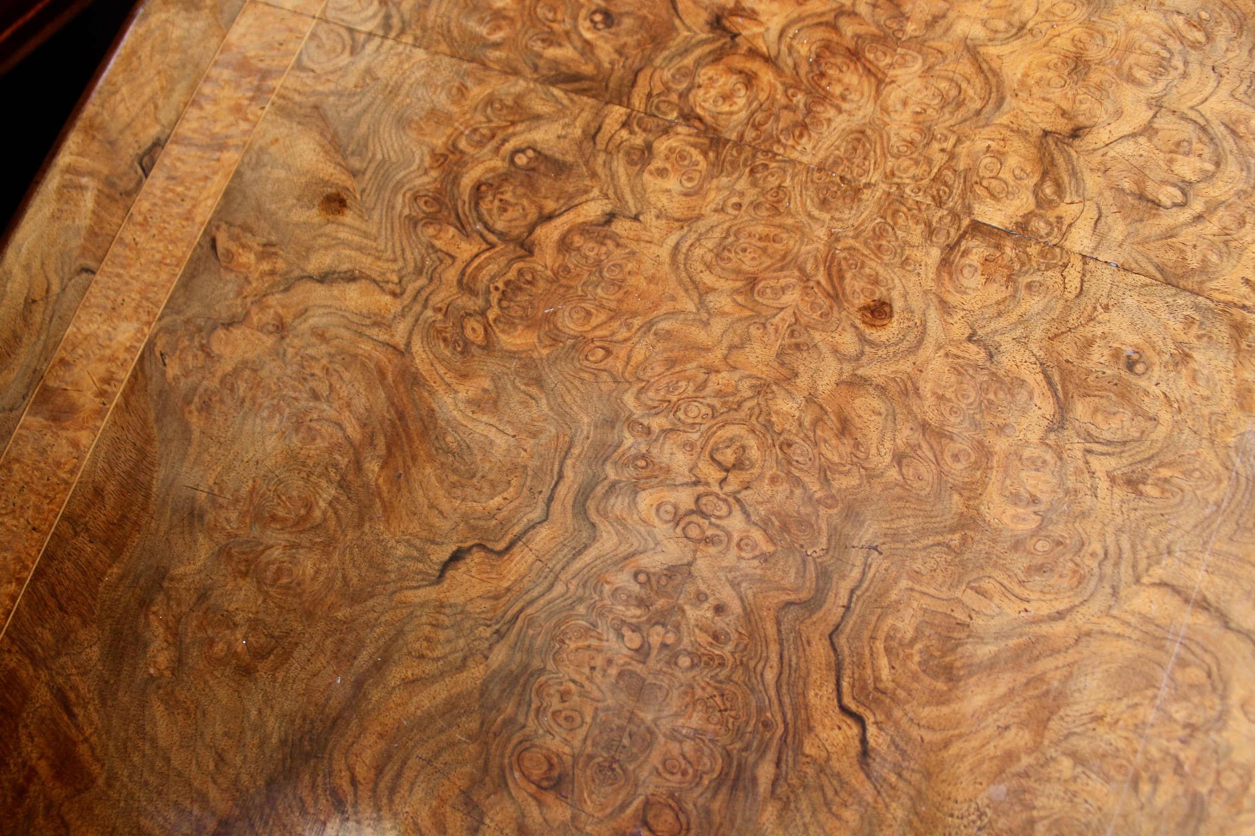 Queen-Anne-Period-burl-Walnut-Lowboy-table-top