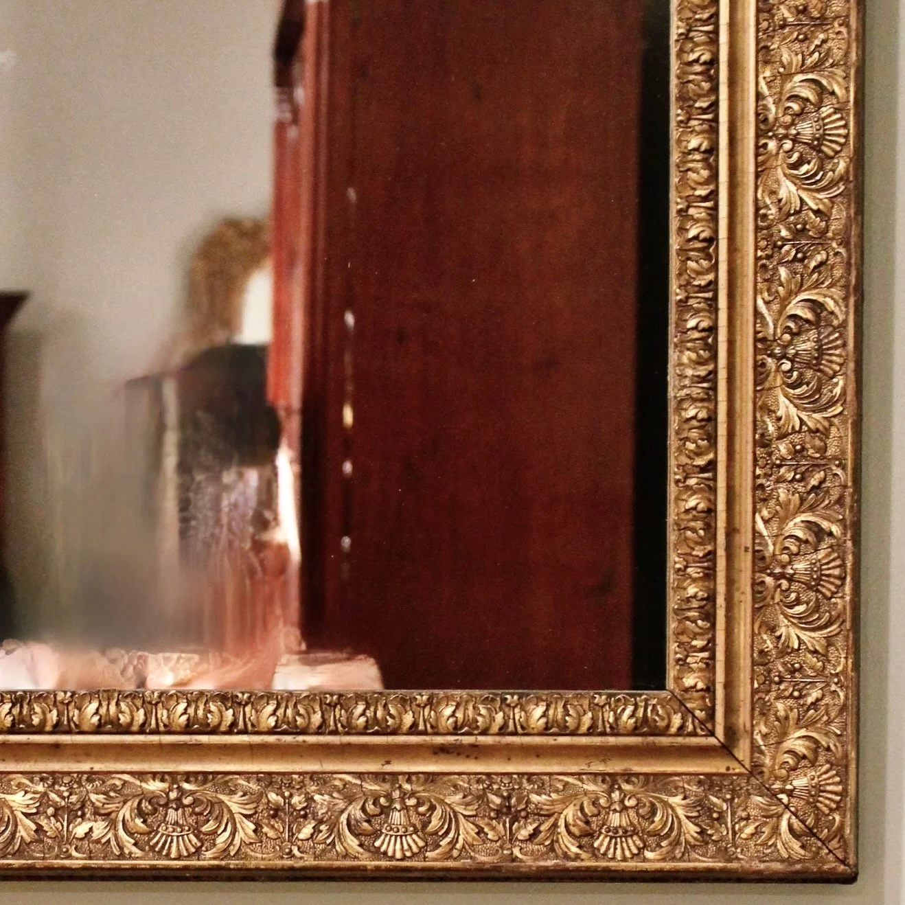 Late-19th-Century-American-Gilded-Mirror (1).jpeg