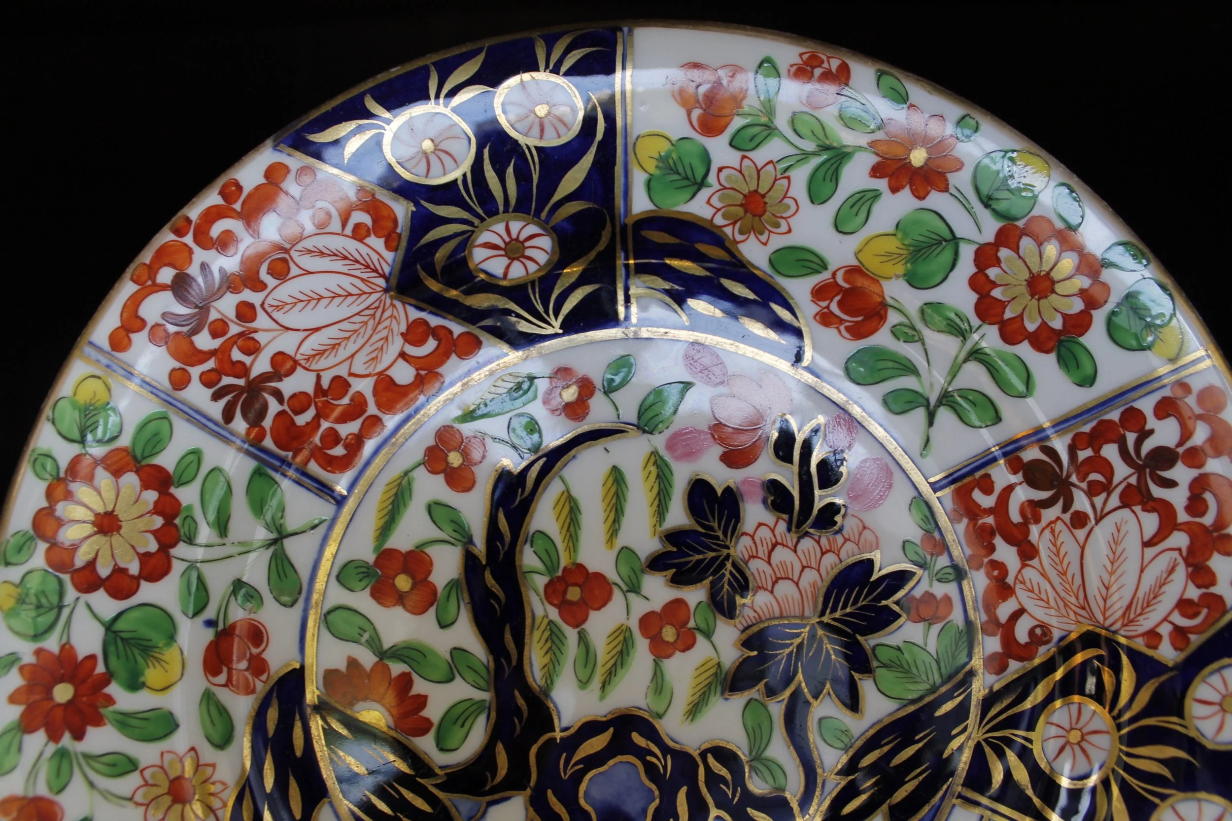 Coalport Gilt Imari Porcelain Plates "Rock and Tree" or "Money Tree" Pattern