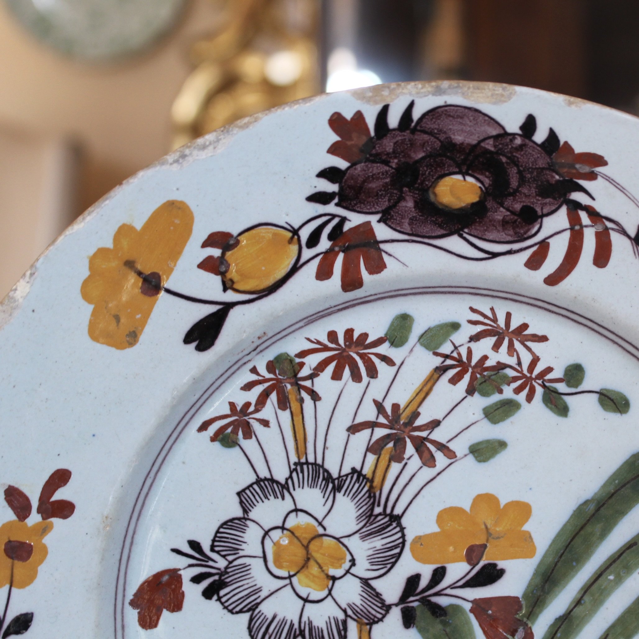 18th century Delftware Plate with yellow