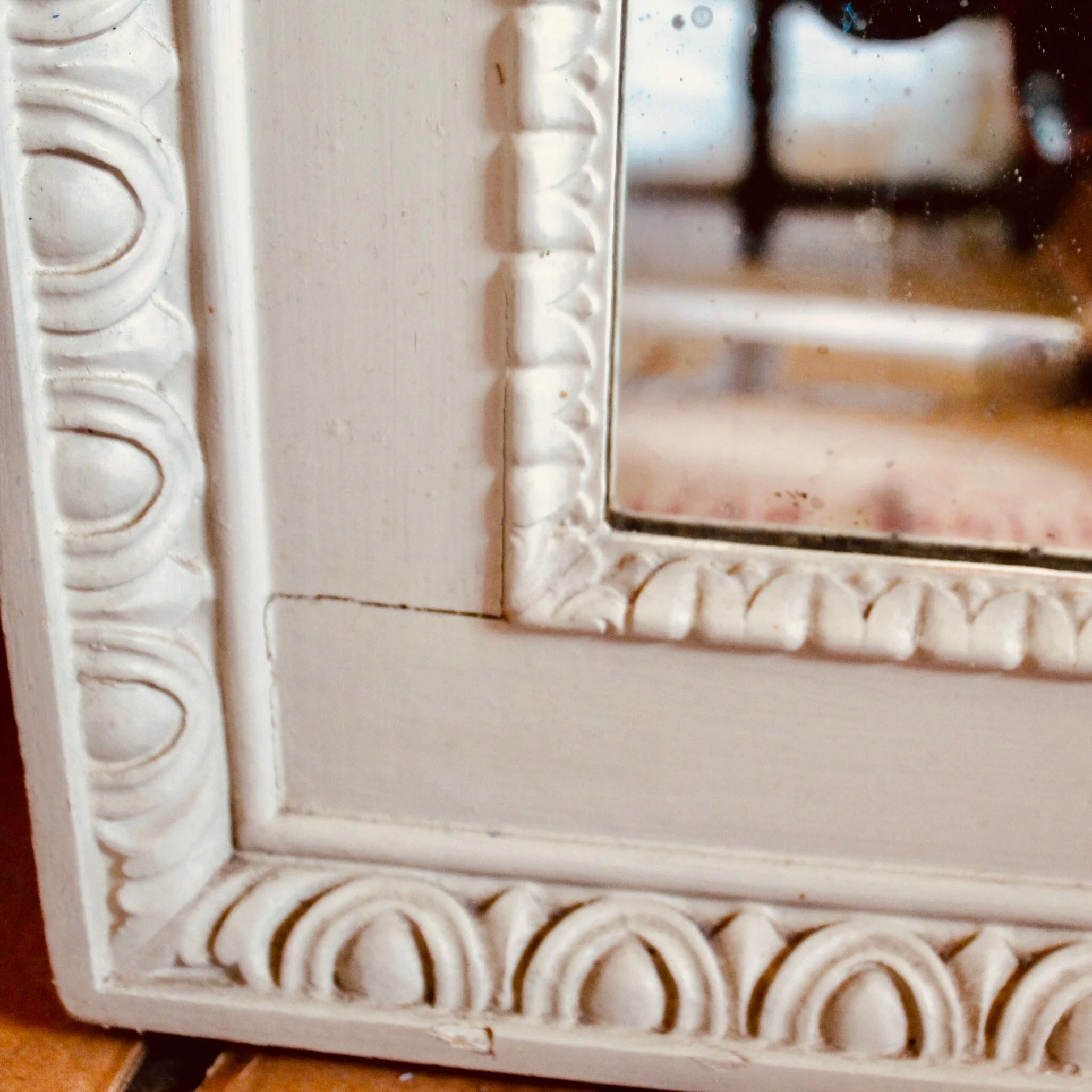 Grey-Painted-Louis-XVI-Style-French-Trumeau-Mirror (11)-detail