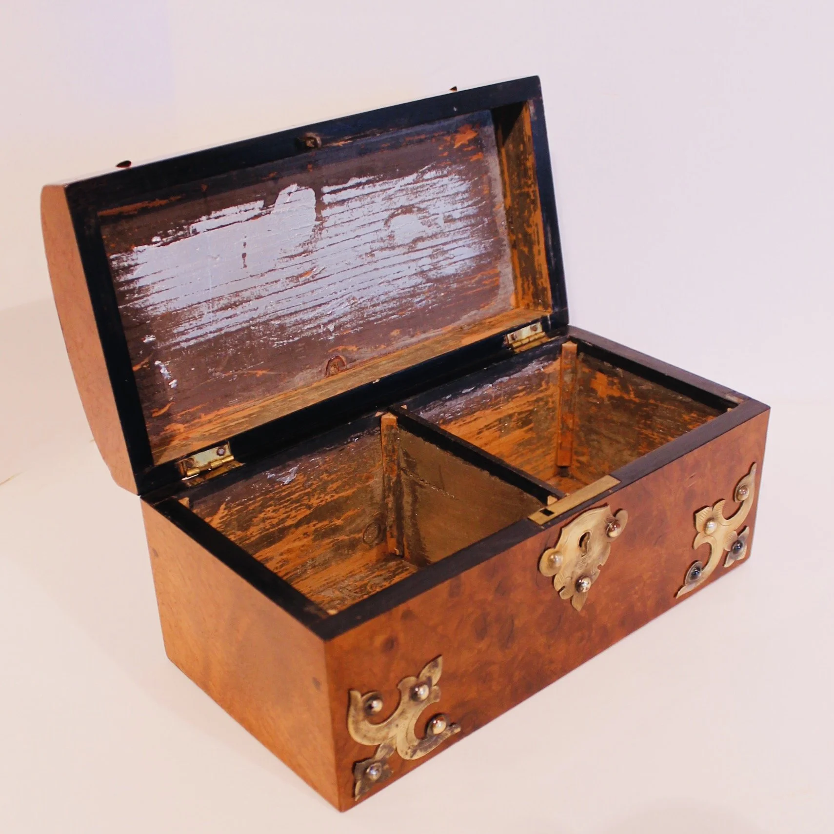 English Burl Walnut Tea Caddy with Decorative Brass Mounts