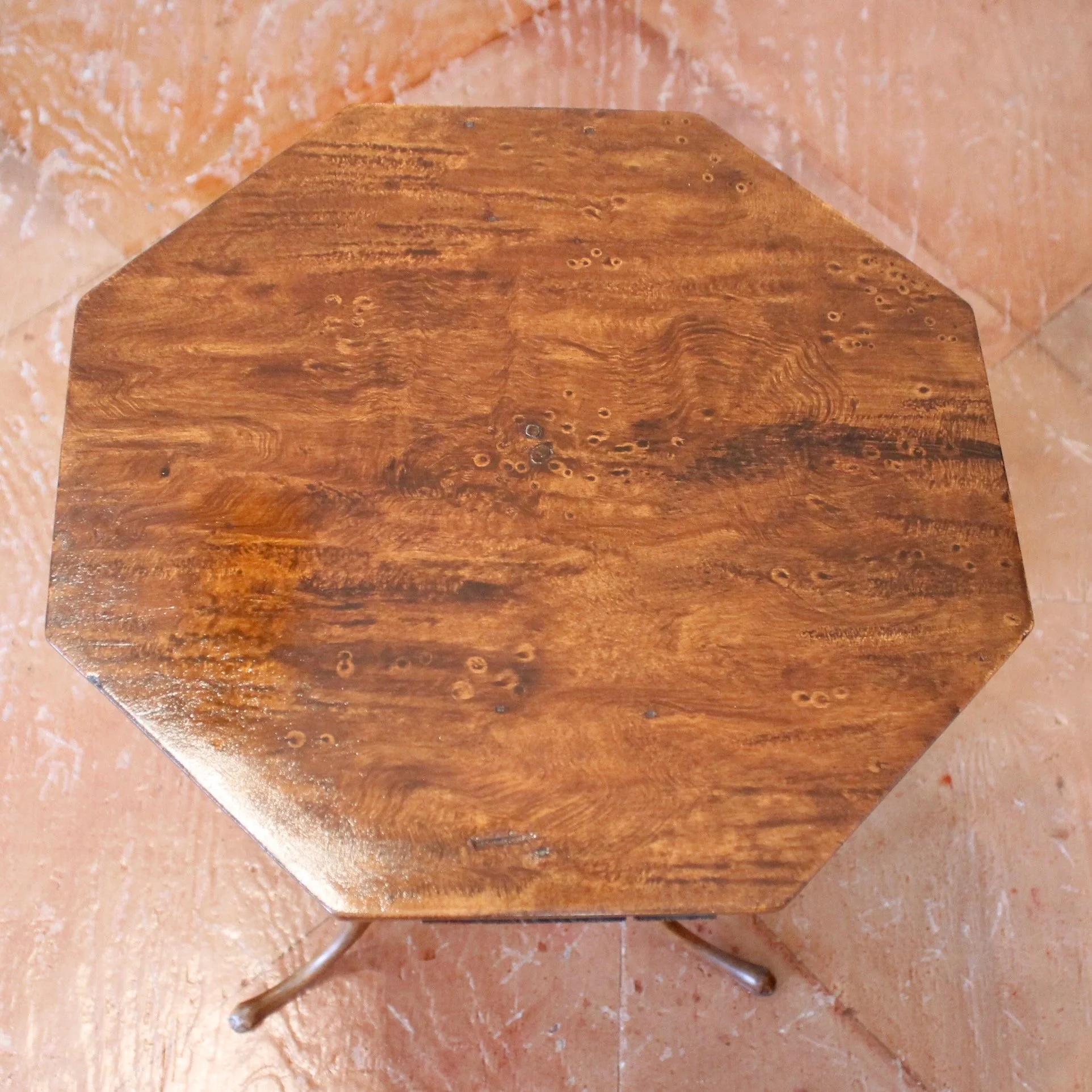 American-Federal-Octagonal-Top-Candle-Stand-Occasional-Table-top