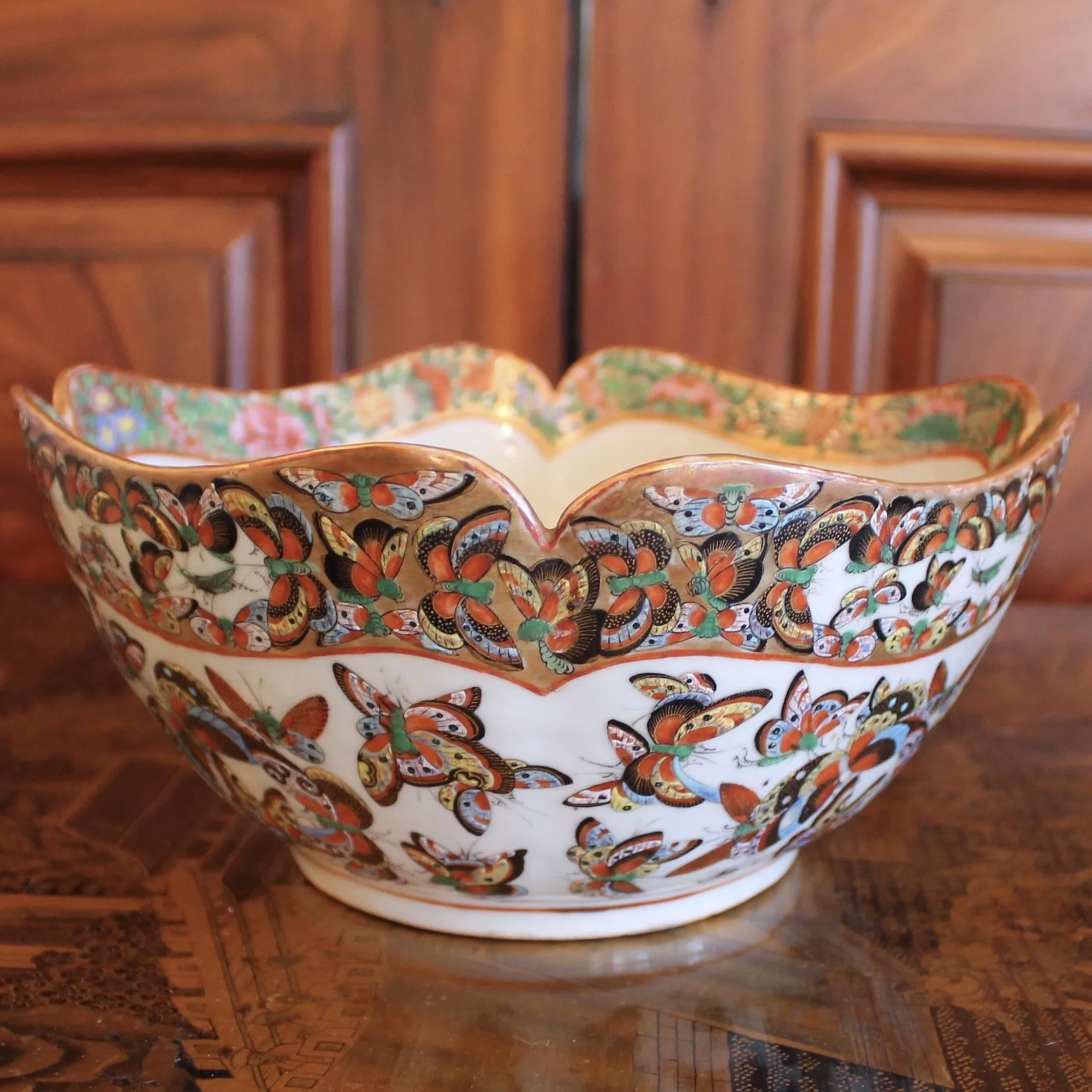 Chinese Export "Thousand Butterfly” Pattern Cut Corner Porcelain Bowl