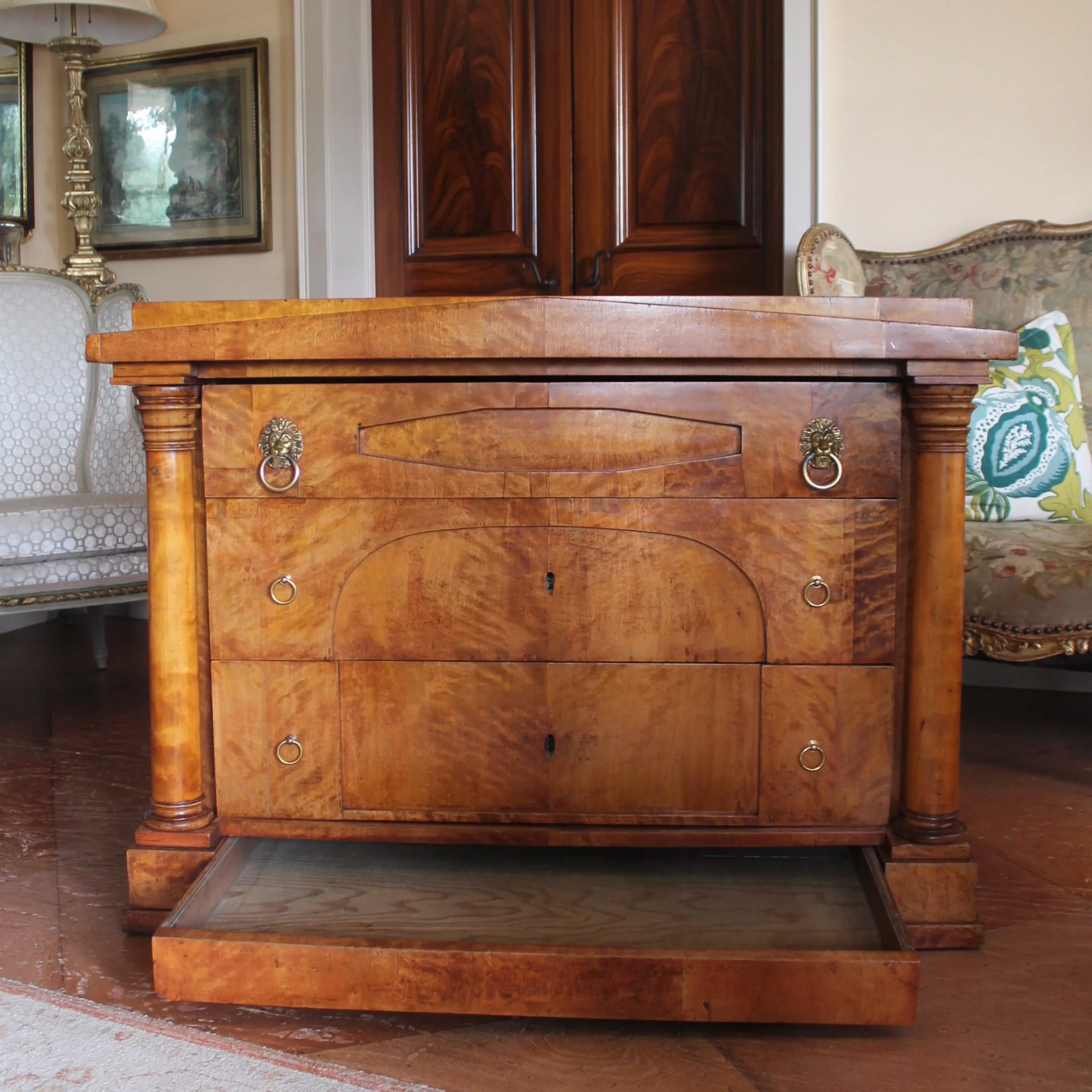 Biedermeier-Birch-Commode-Chest-of-Drawers (10)-front