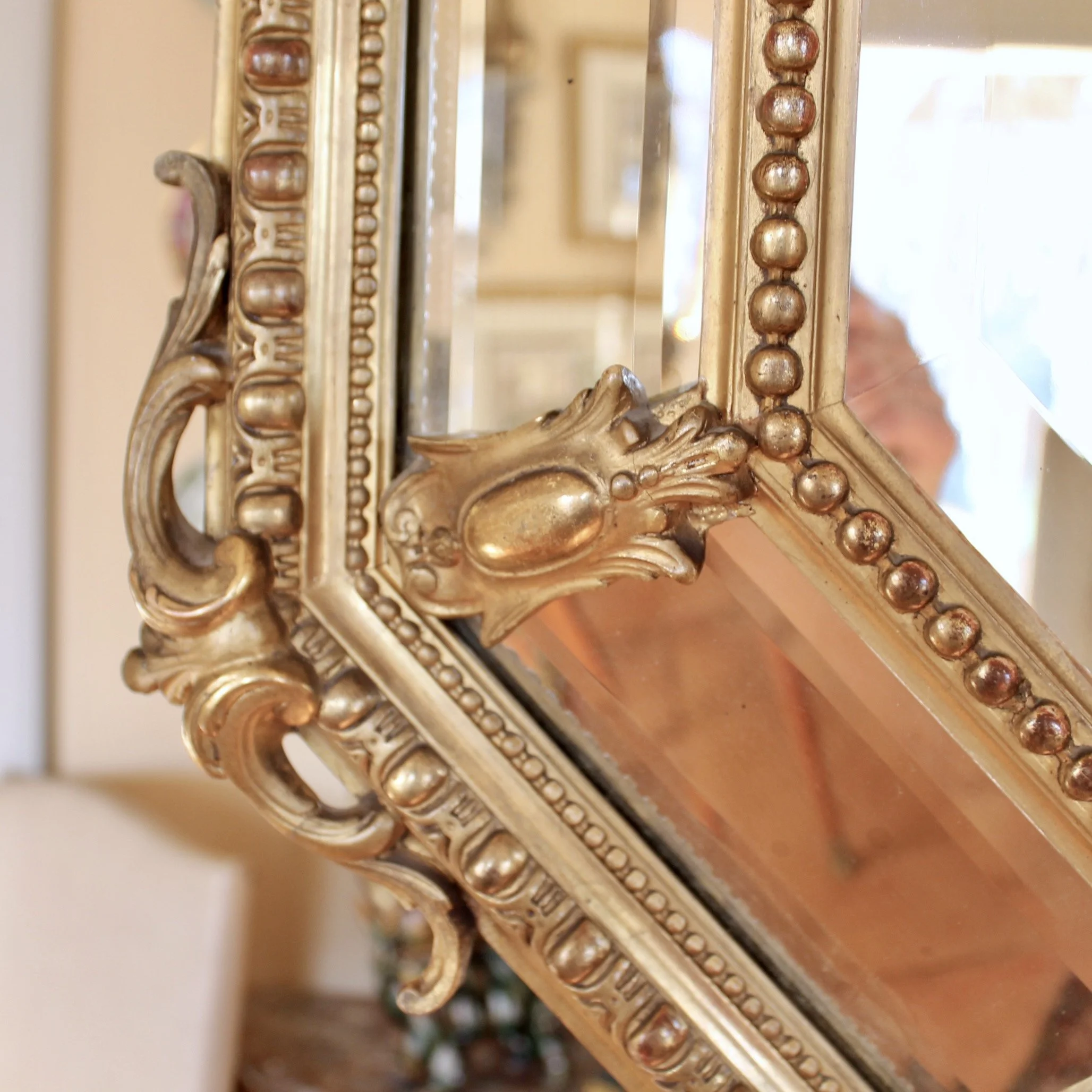 French Gilt Wood Belle Époque Octagonal Cushion Mirror