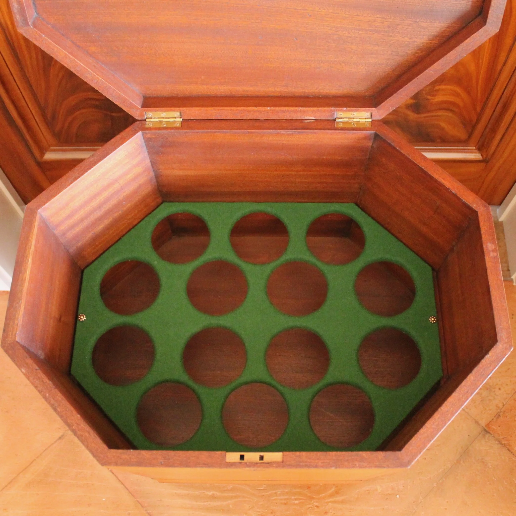 Georgian-George-III-satinwood-cellarette-wine-cooler (12)