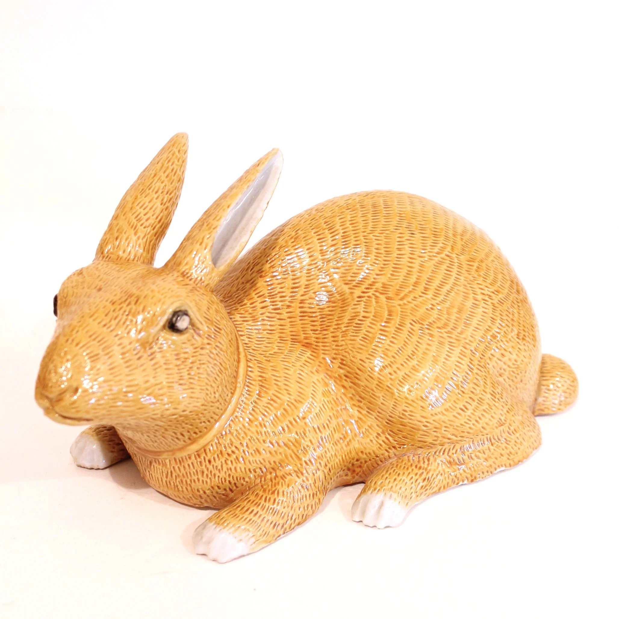 Pair of Chinese Export Porcelain Rabbits