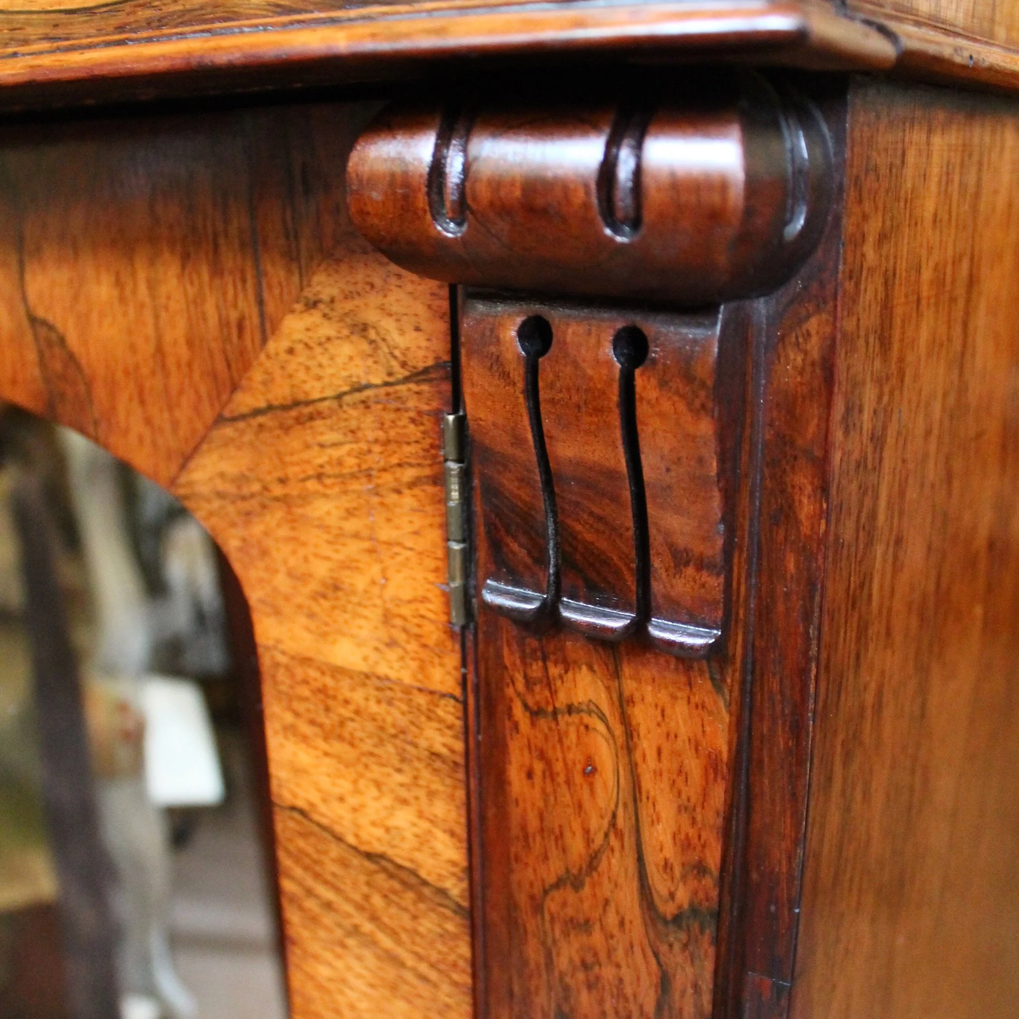 Antique-English-Rosewood-Chiffonier-Cabinet-Regency-George-IV (15)-detail