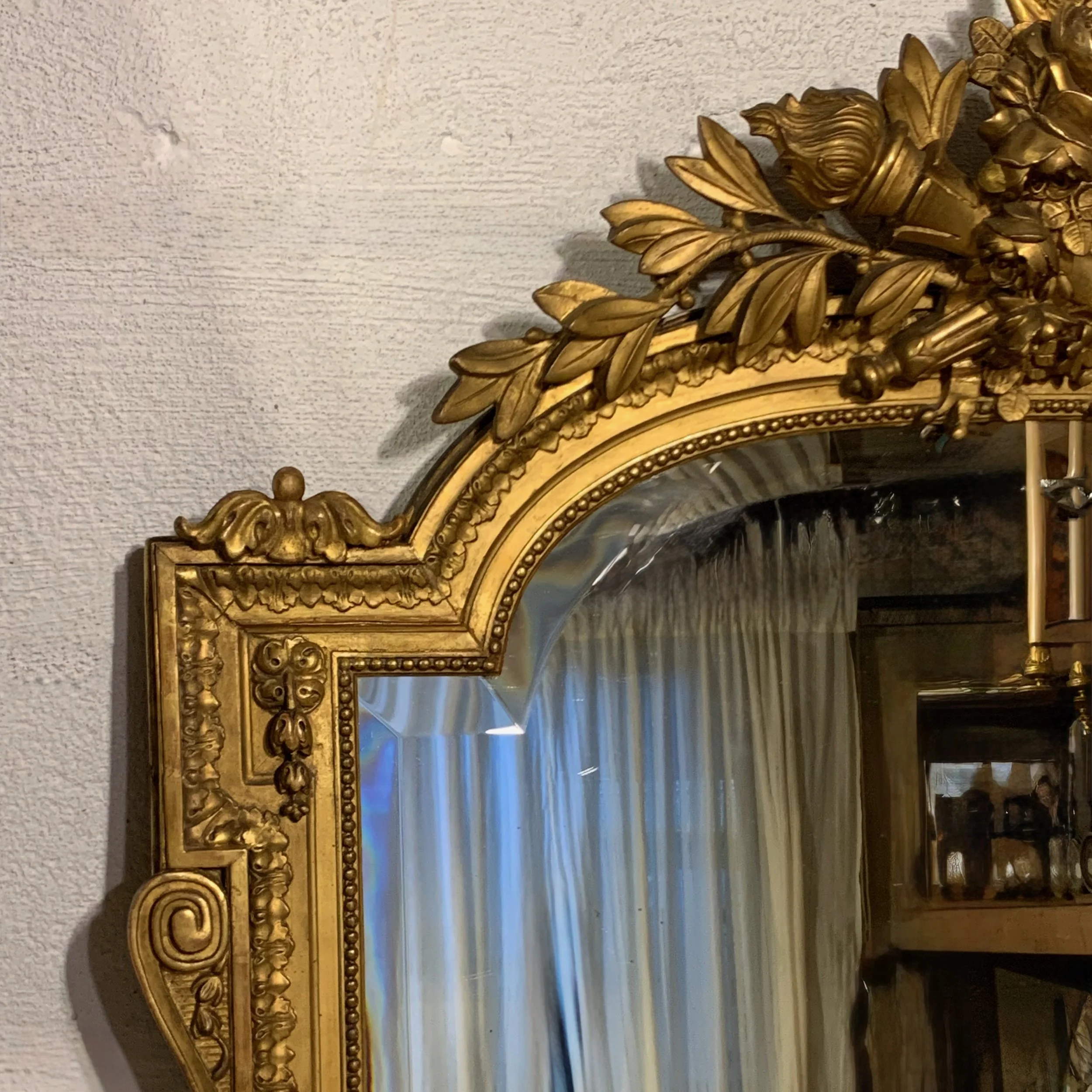 Large-Louis-XVI-Style-Giltwood-Mirror (4)-detail
