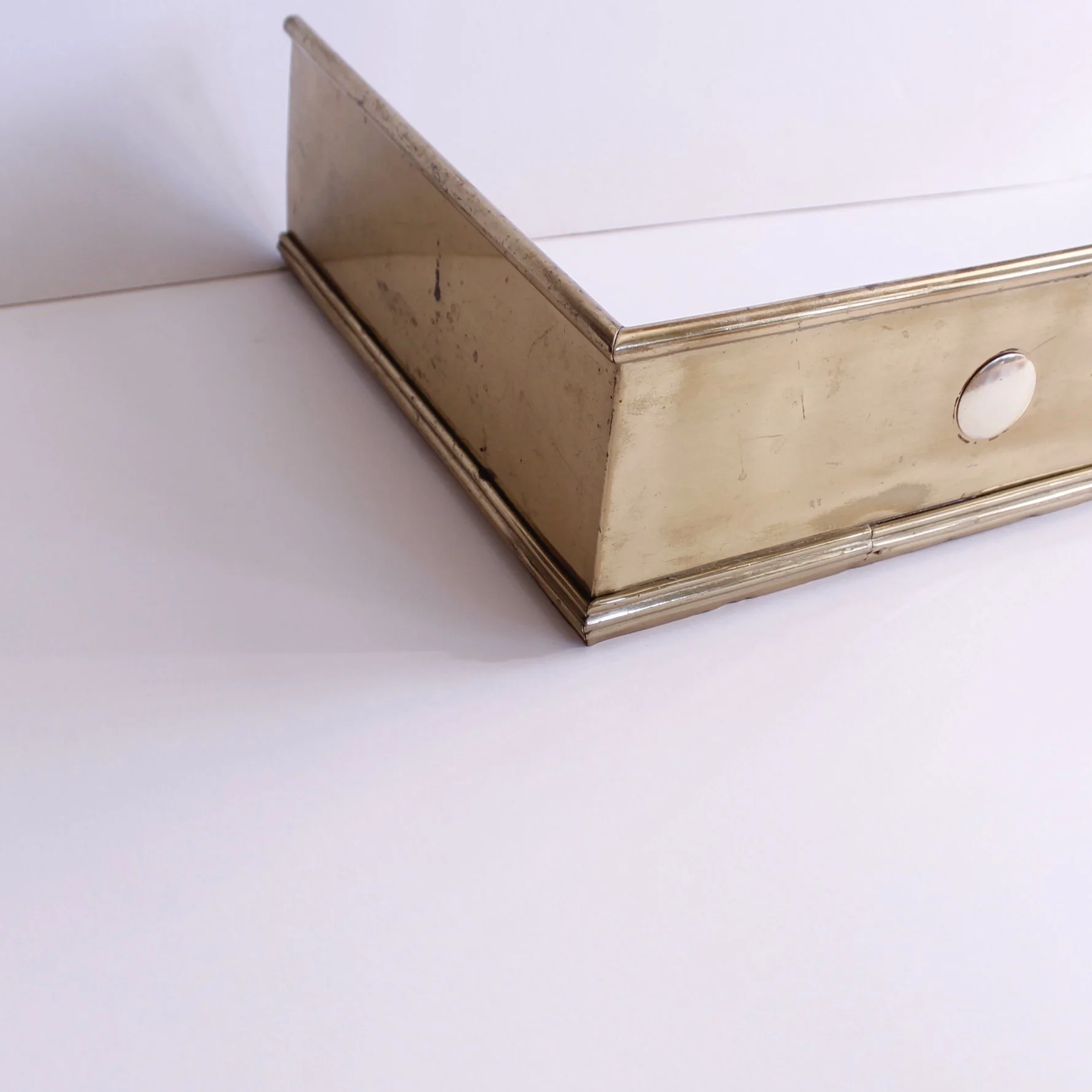 Edwardian Brass Fender with Applied Brass Elements
