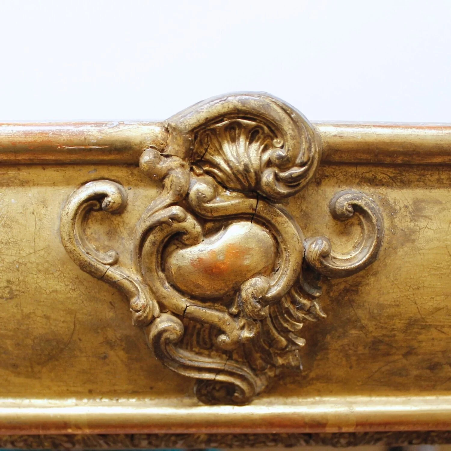 Large-French-Gilt-Rectangular-Mirror-With-Rococo-Decoration-And-Cartouche-Corners-19th-Century (4)